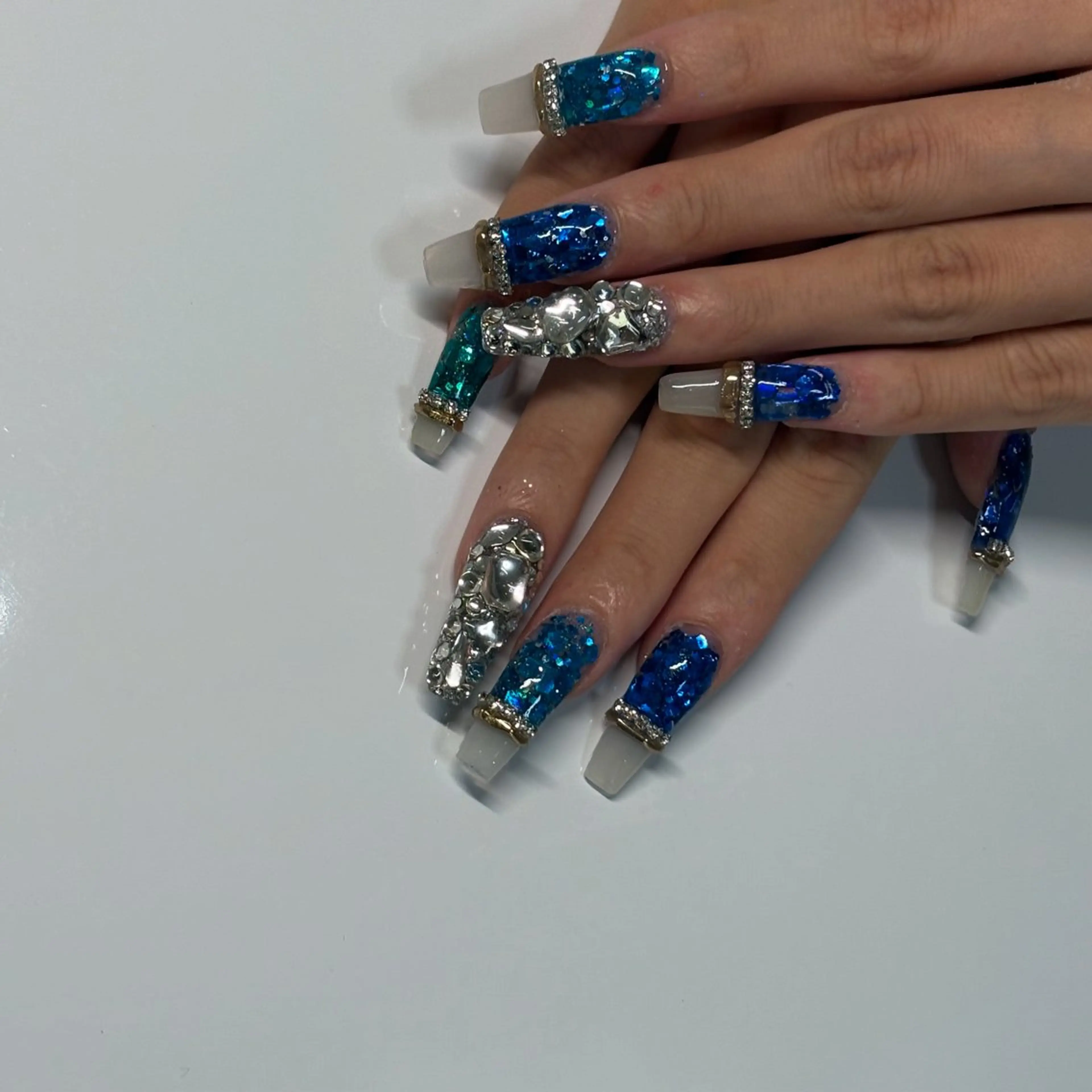 ネイル 中村 渚のネイルデザイン