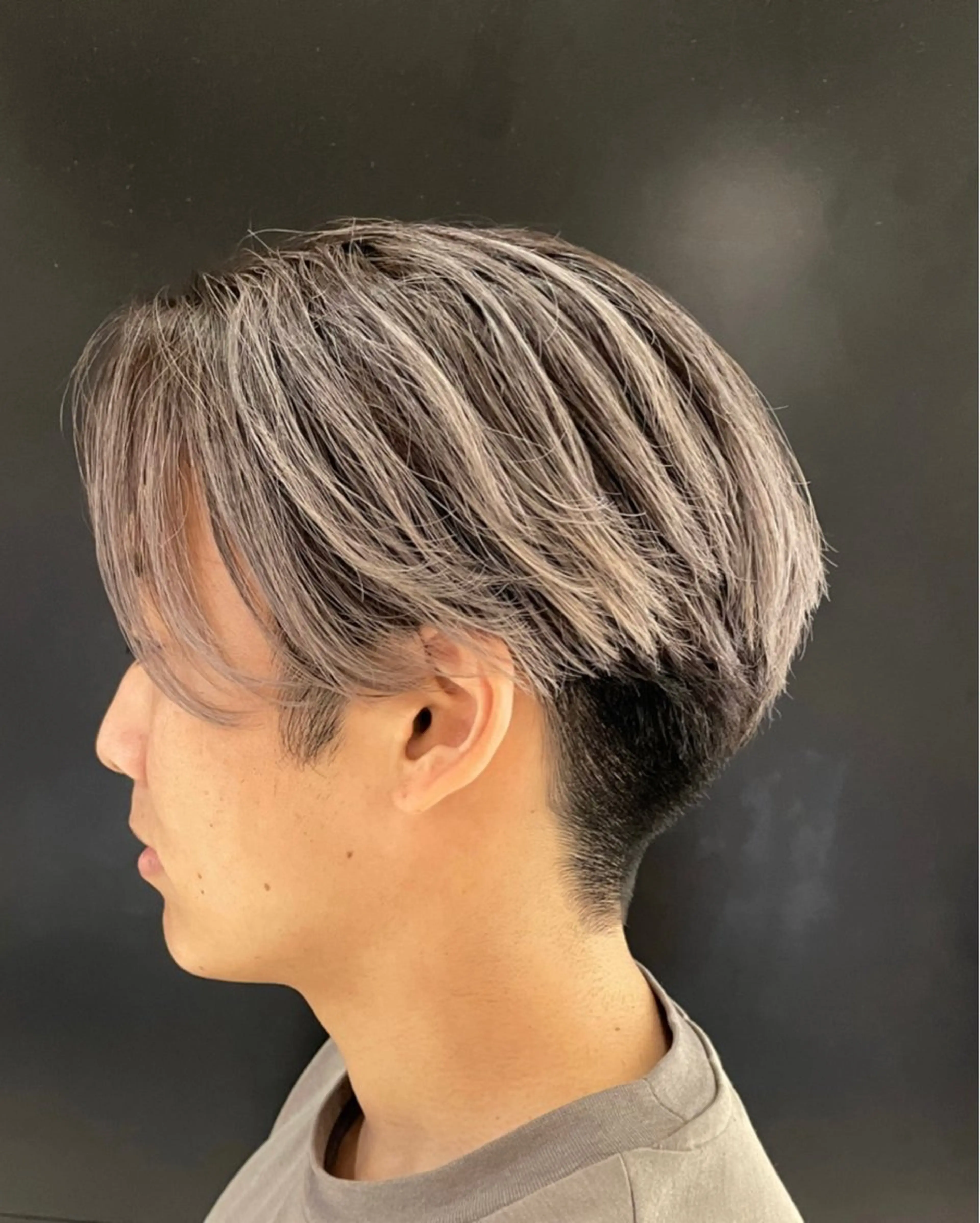 ミディアム カラー メンズ メンズバレイヤージュ バレイヤージュ レイヤーカット カット パーマ 池谷 玲哉のヘアスタイル