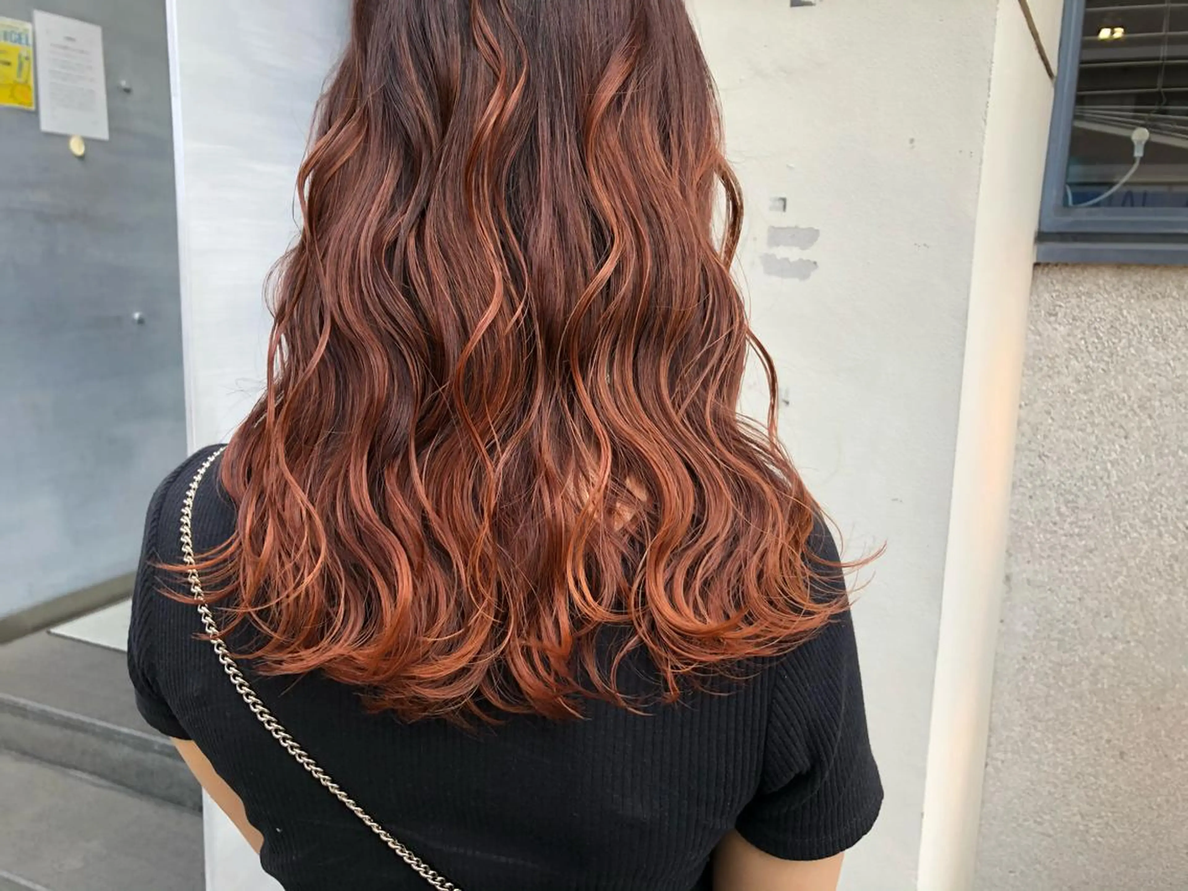 セミロング カラー ベージュカラー エドルカラー グラデーションカラー オレンジ オレンジベージュ メンズ レイヤー ウルフ 弓木啓輔のヘアスタイル