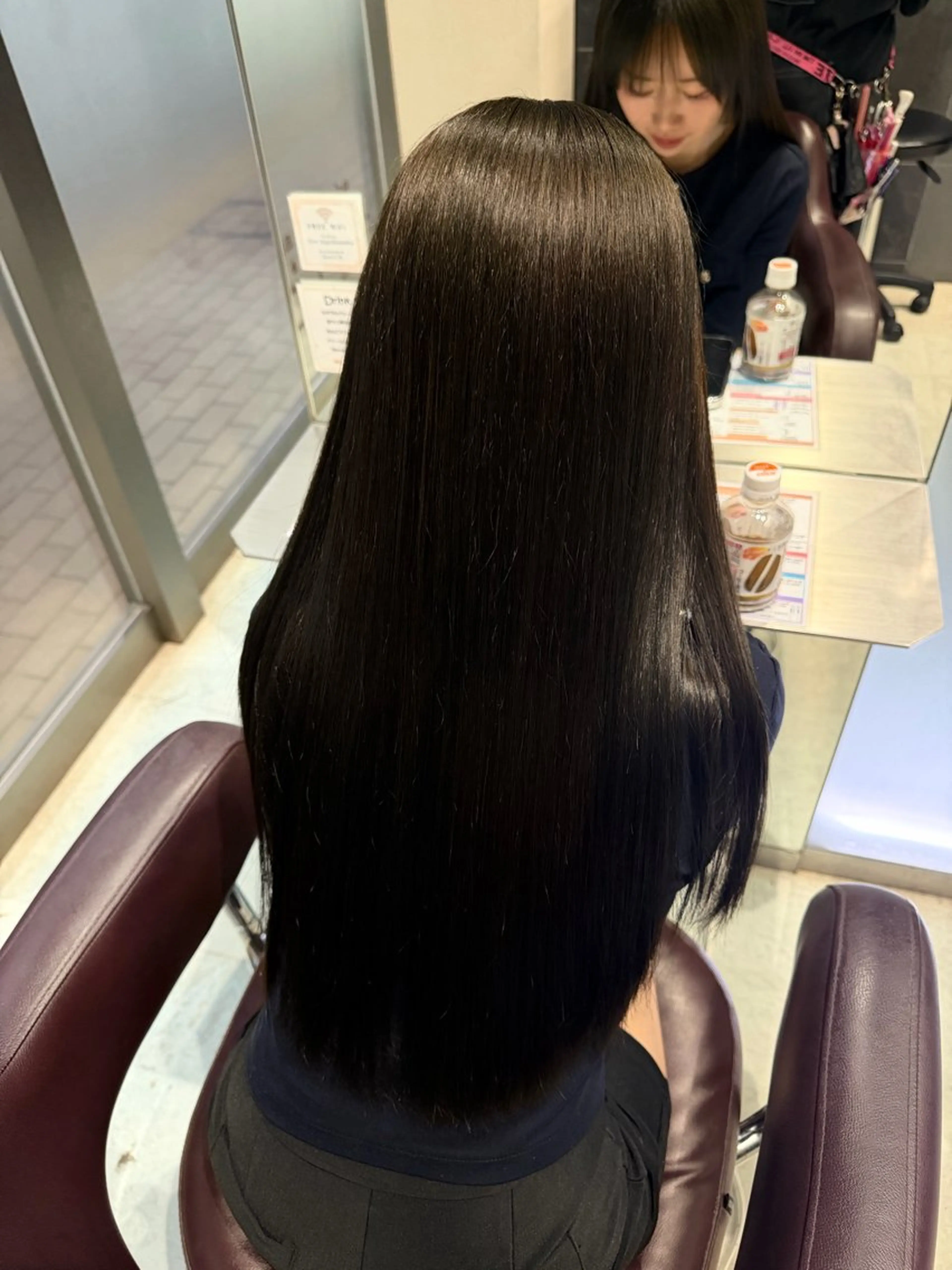 ロング カラー オリーブグレー カット ヘアカラー 加藤 奈菜のヘアスタイル