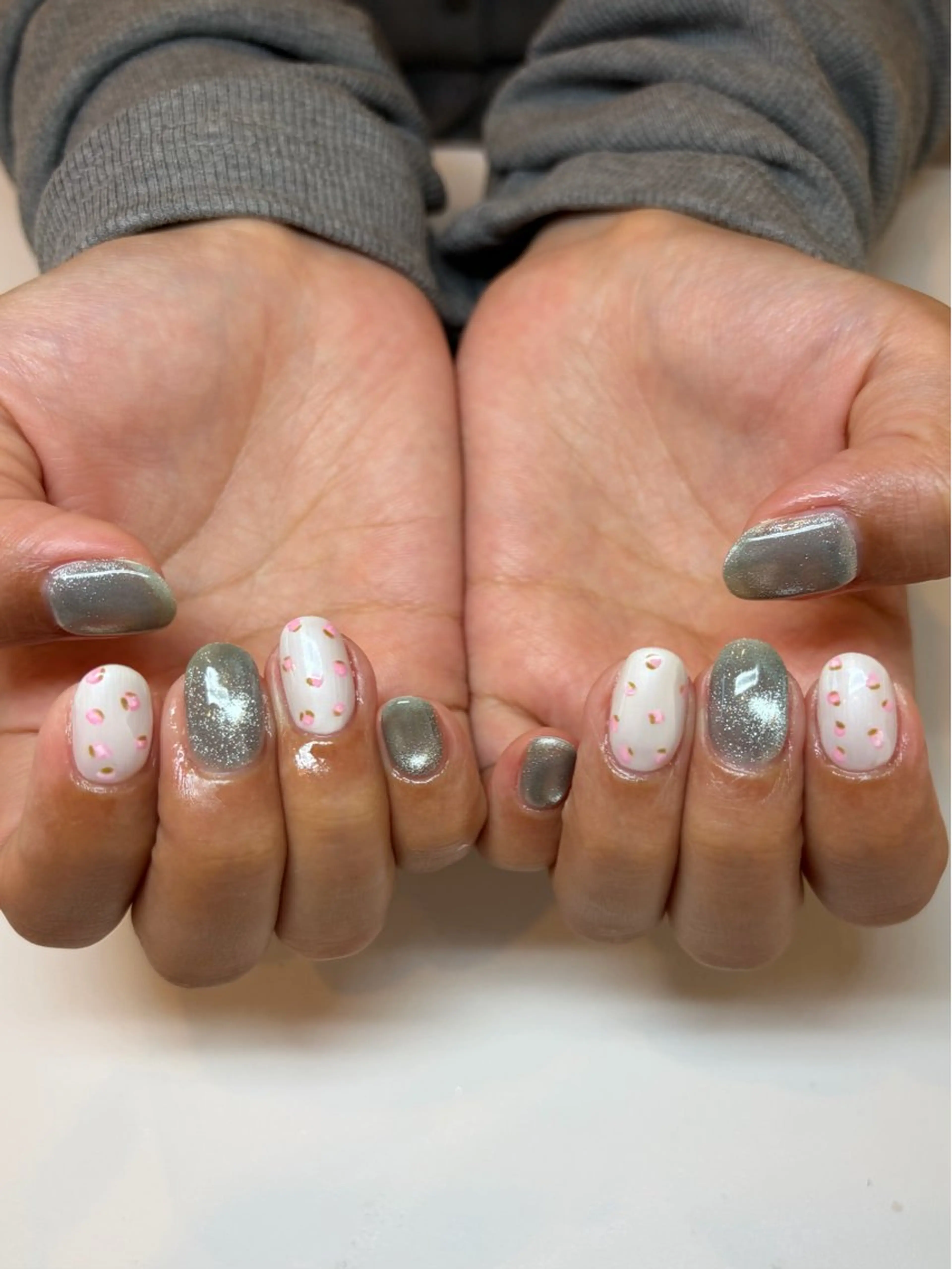 ネイル 中田 茉杏のネイルデザイン