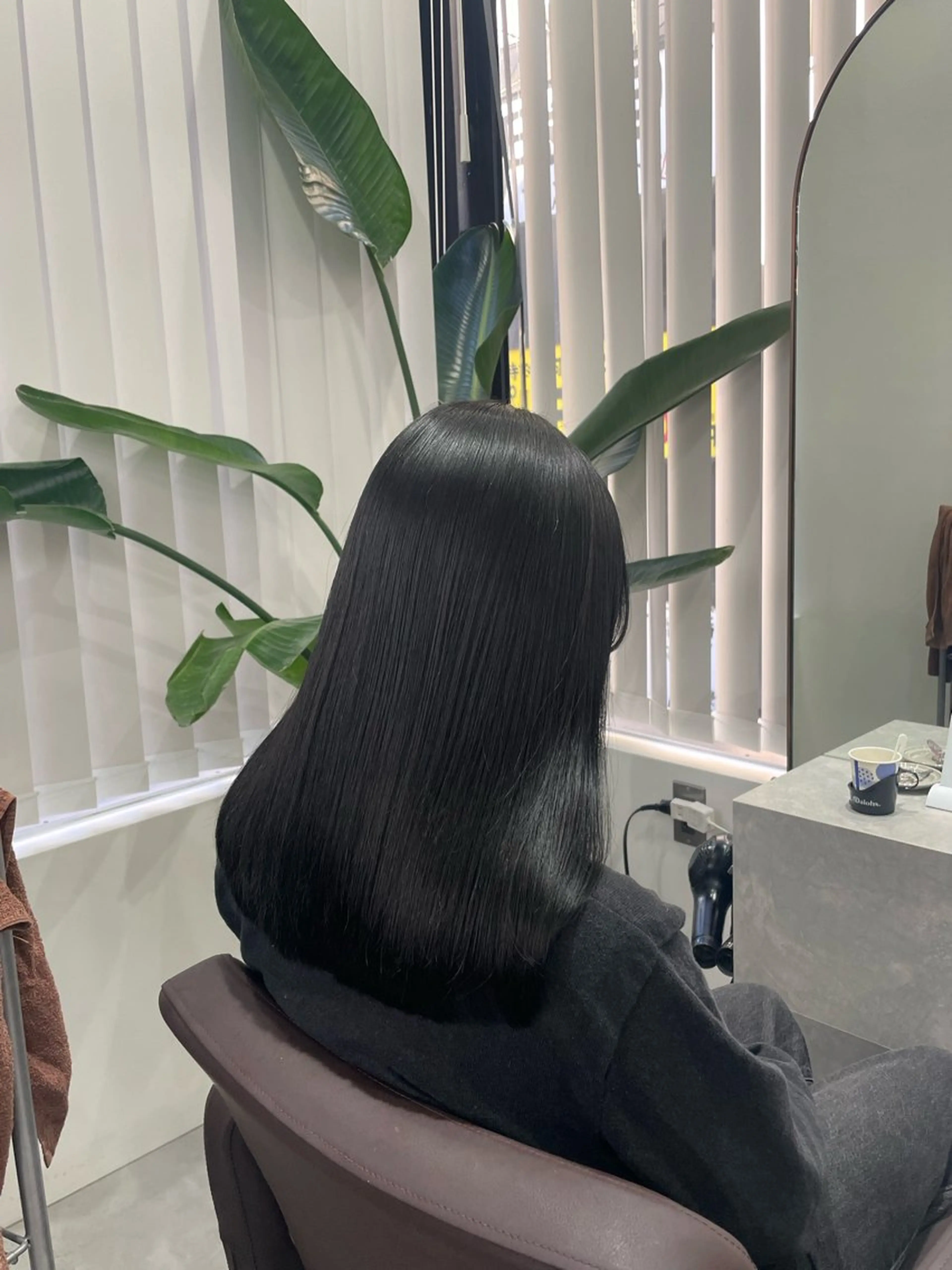 ミディアム カラー 川中 あいかのヘアスタイル