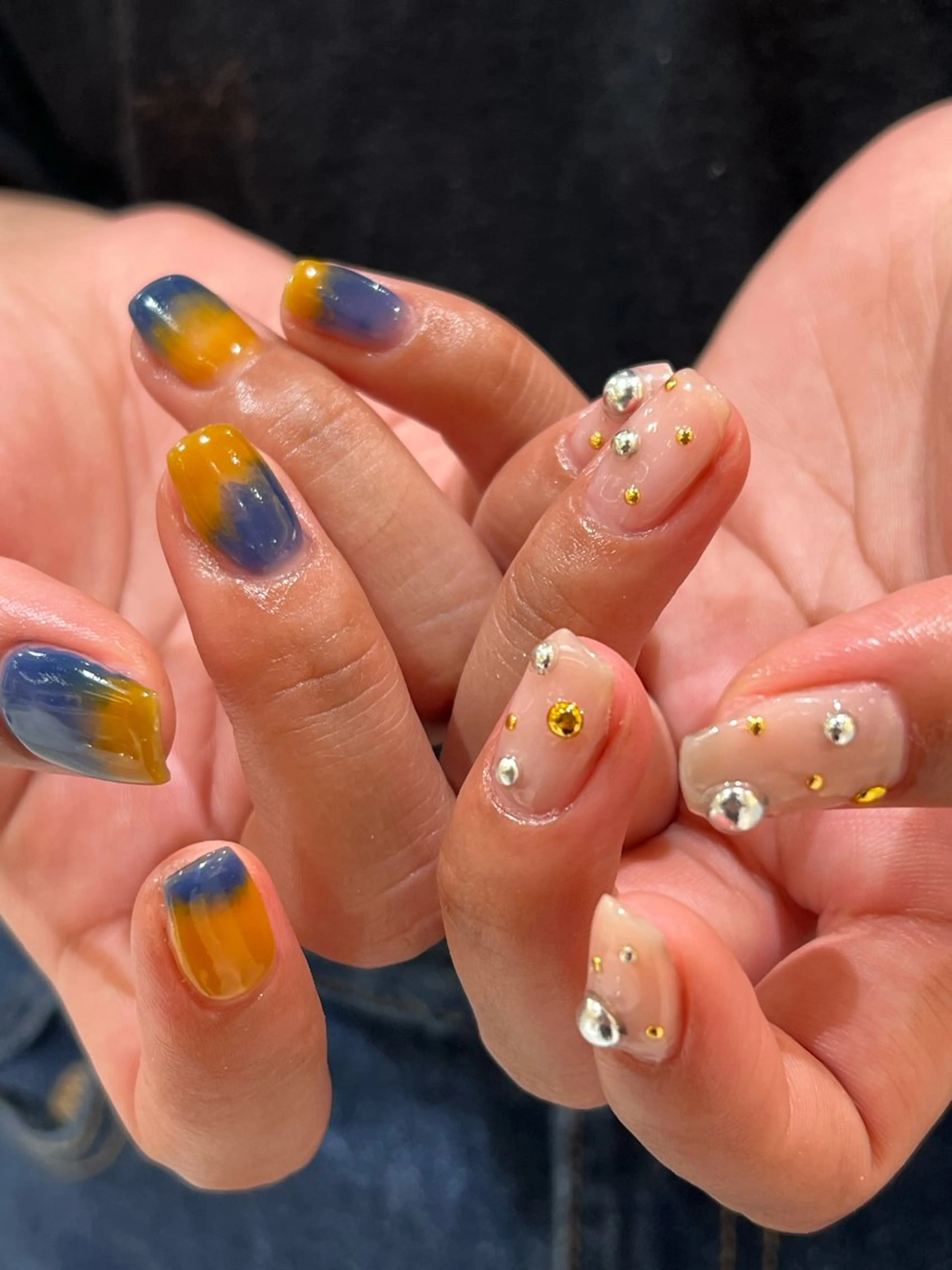 ネイル グラデーション 大理石ネイル(マーブル) ハンドネイル レディースパーマ 🧺🪽/SHUNOのヘアスタイル