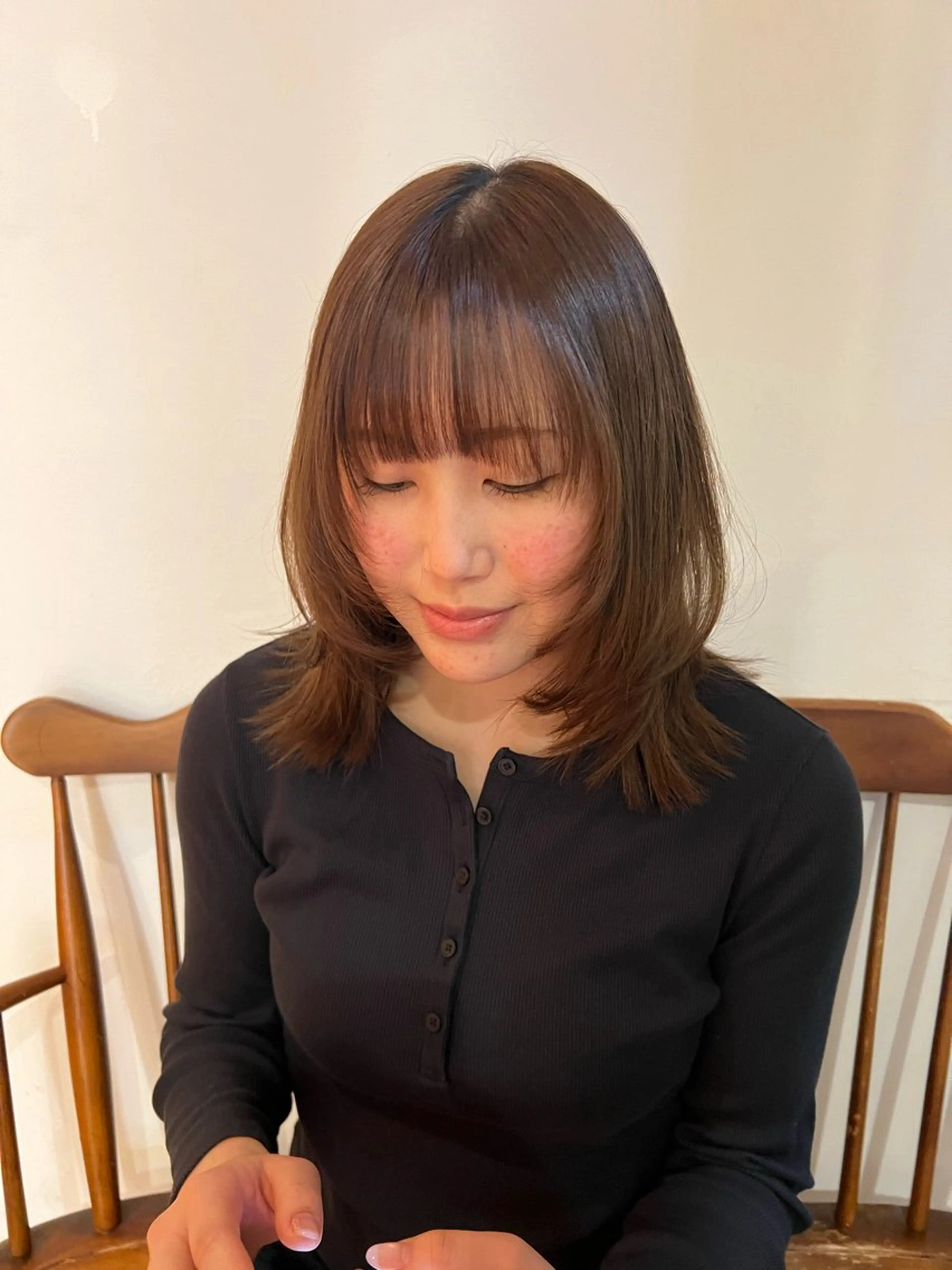 ミディアム ミディアムレイヤー レイヤーカット ミディアムレイヤー/ 艶カラー🎀　emiのヘアスタイル