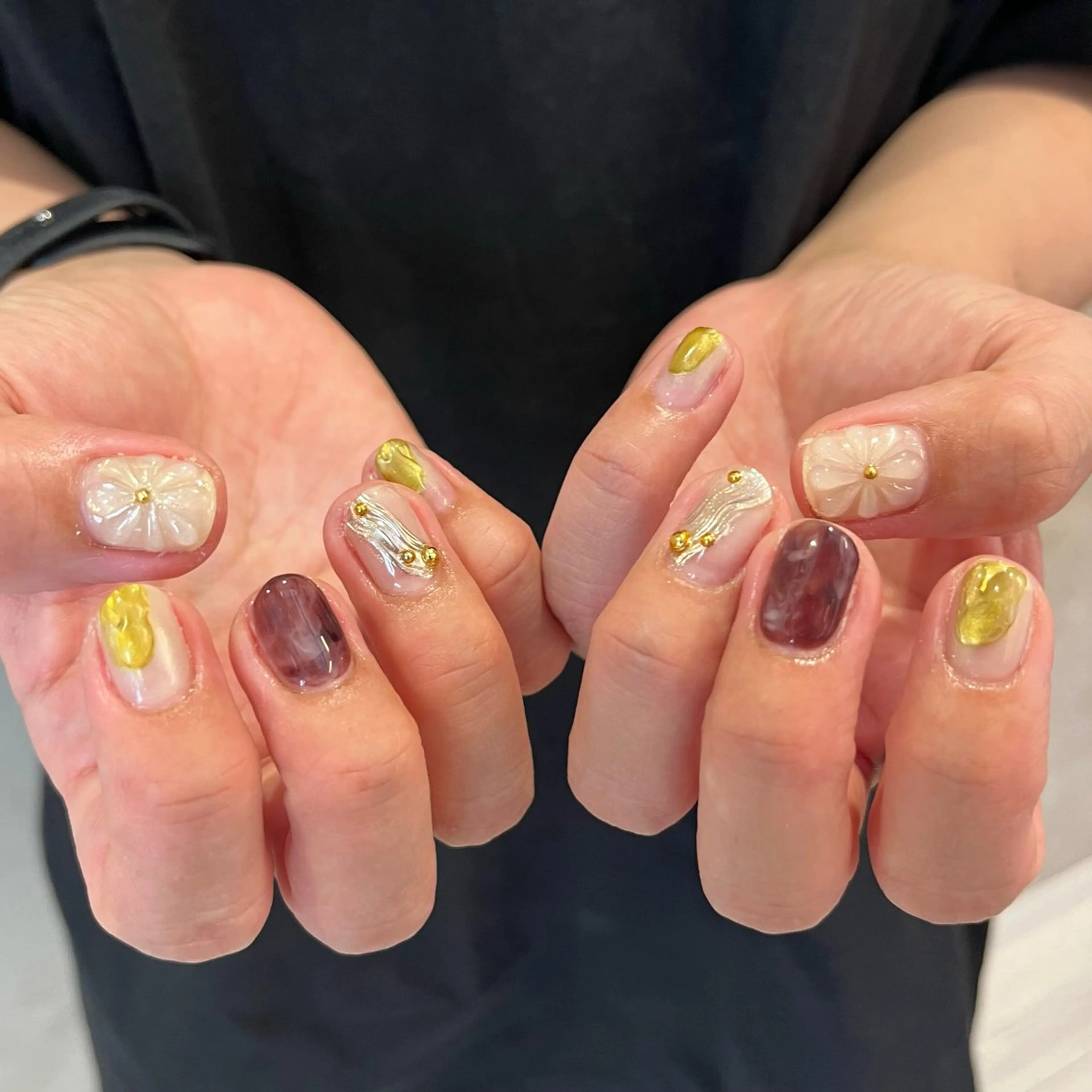 ネイル S. SAYAのネイルデザイン