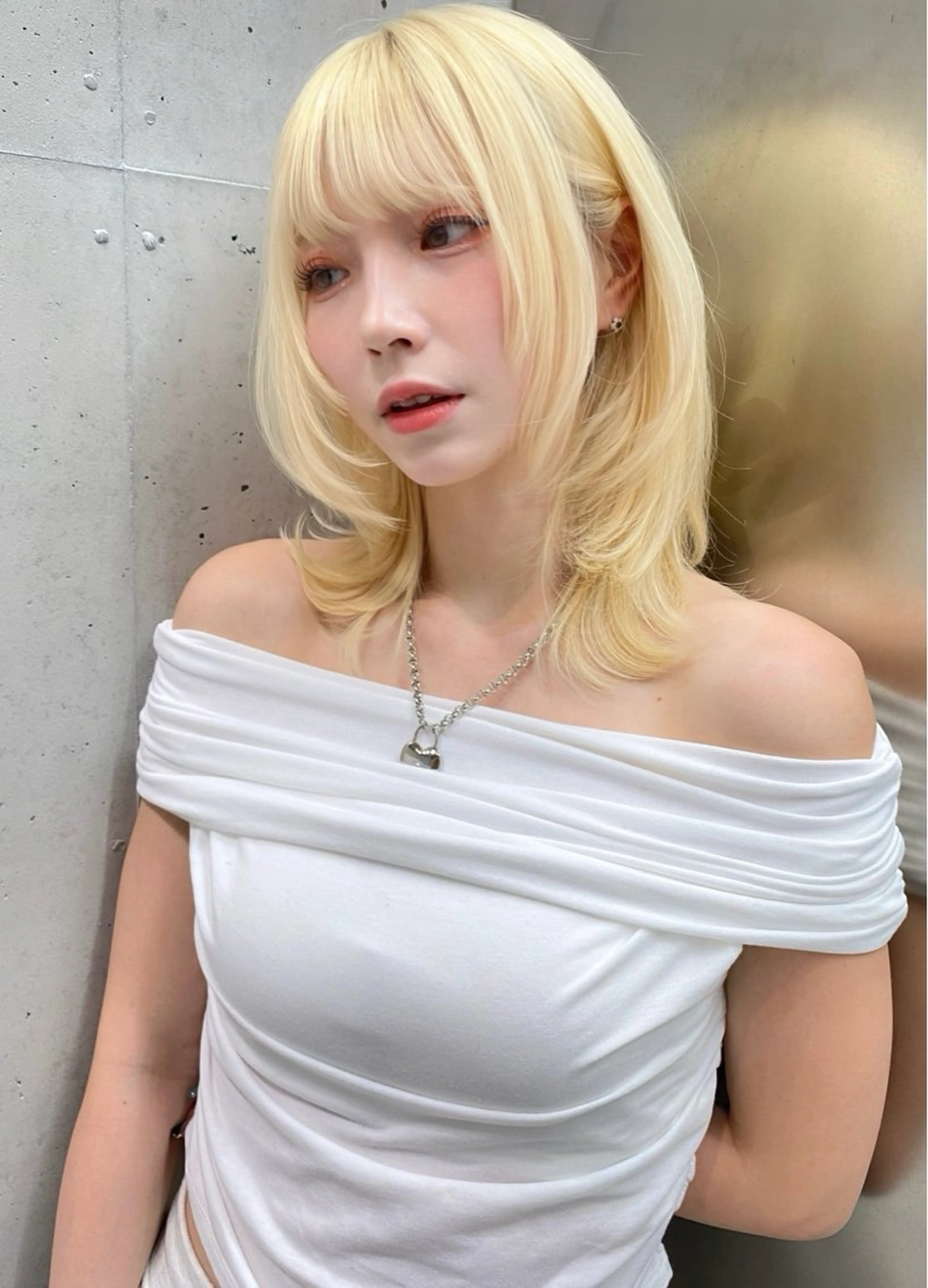 小顔矯正顔周りカット➕色素改善カラー➕5step髪質改善TRの写真