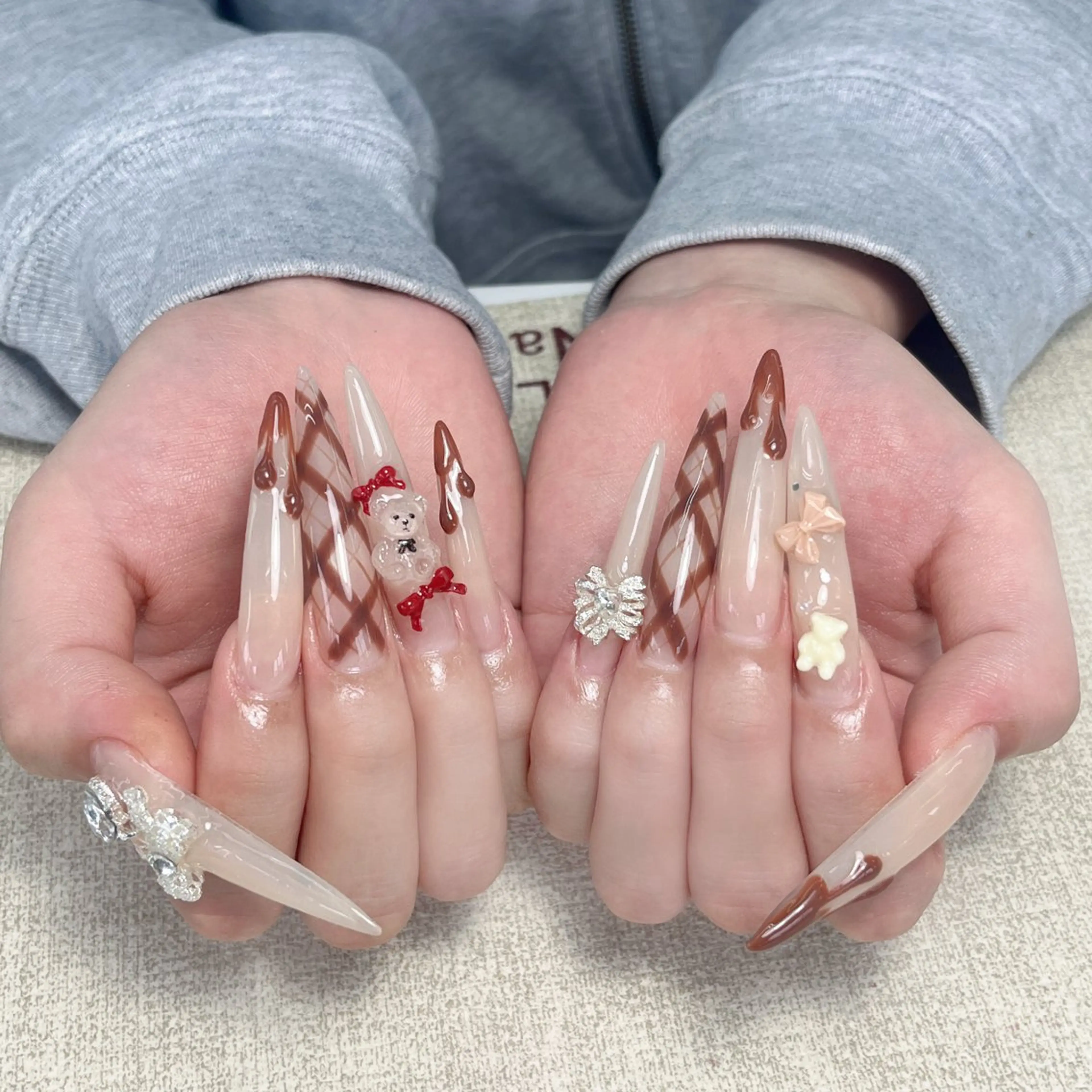 ネイル ハンドネイル ハンドケア ちごみ Novaのネイルデザイン