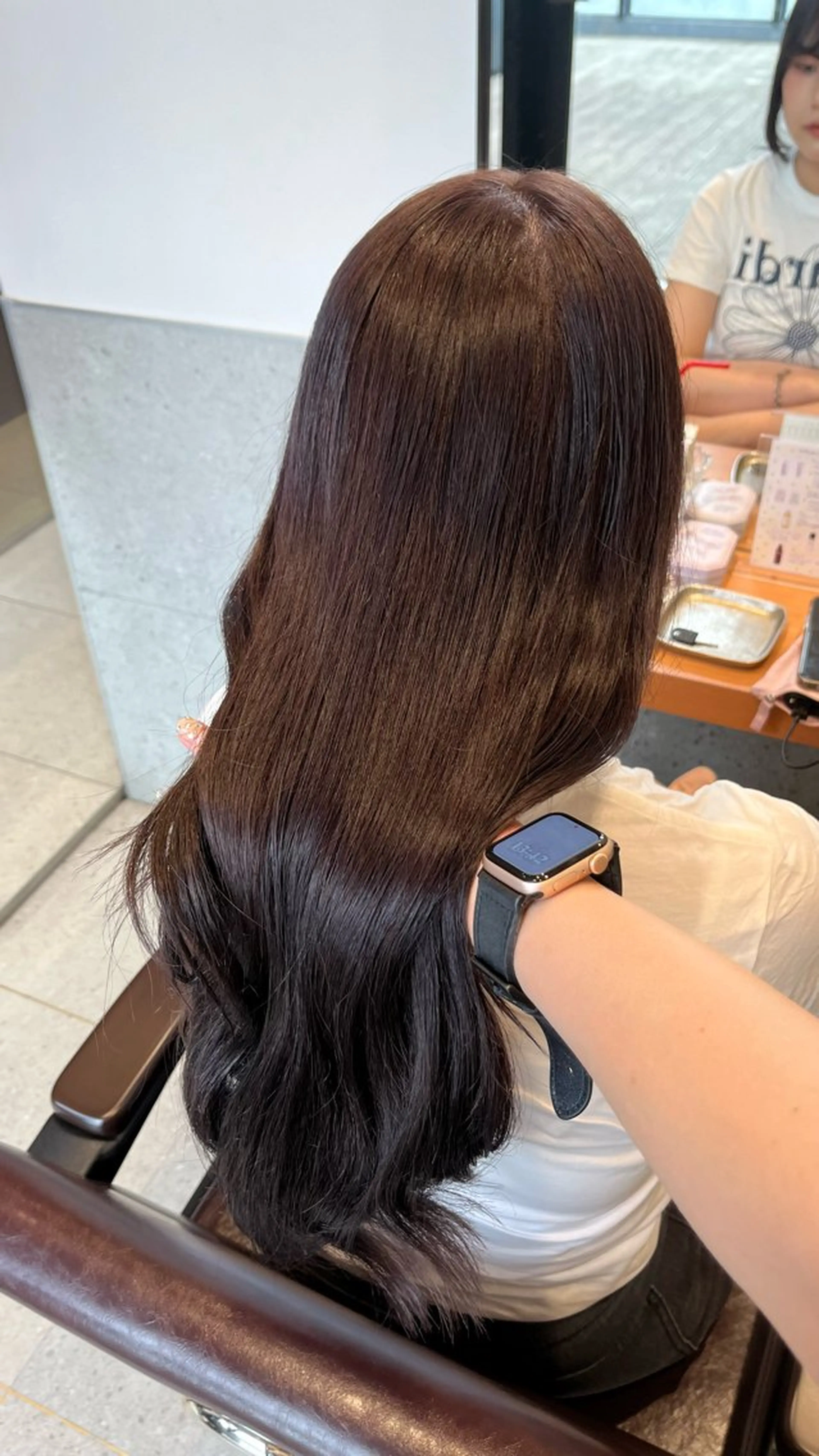 ロング カラー カット ヘアカラー トリートメント 大人girly🛋️ 🤍yukakoのヘアスタイル