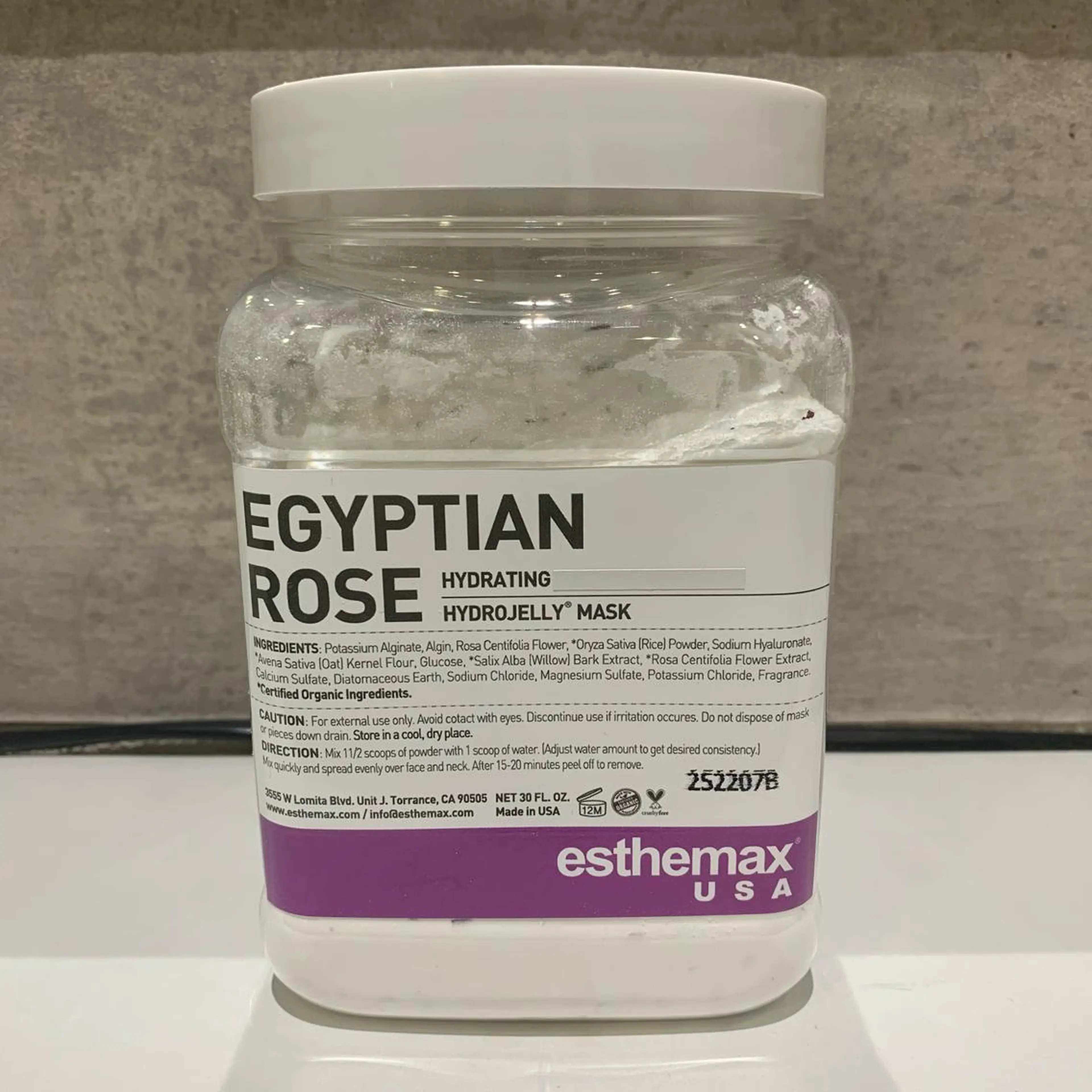 アイブロウ ハリウッドブロウリフト 眉毛ワックス脱毛 LAKI eye&face studio所属・laki studioのマツエク・マツパデザイン