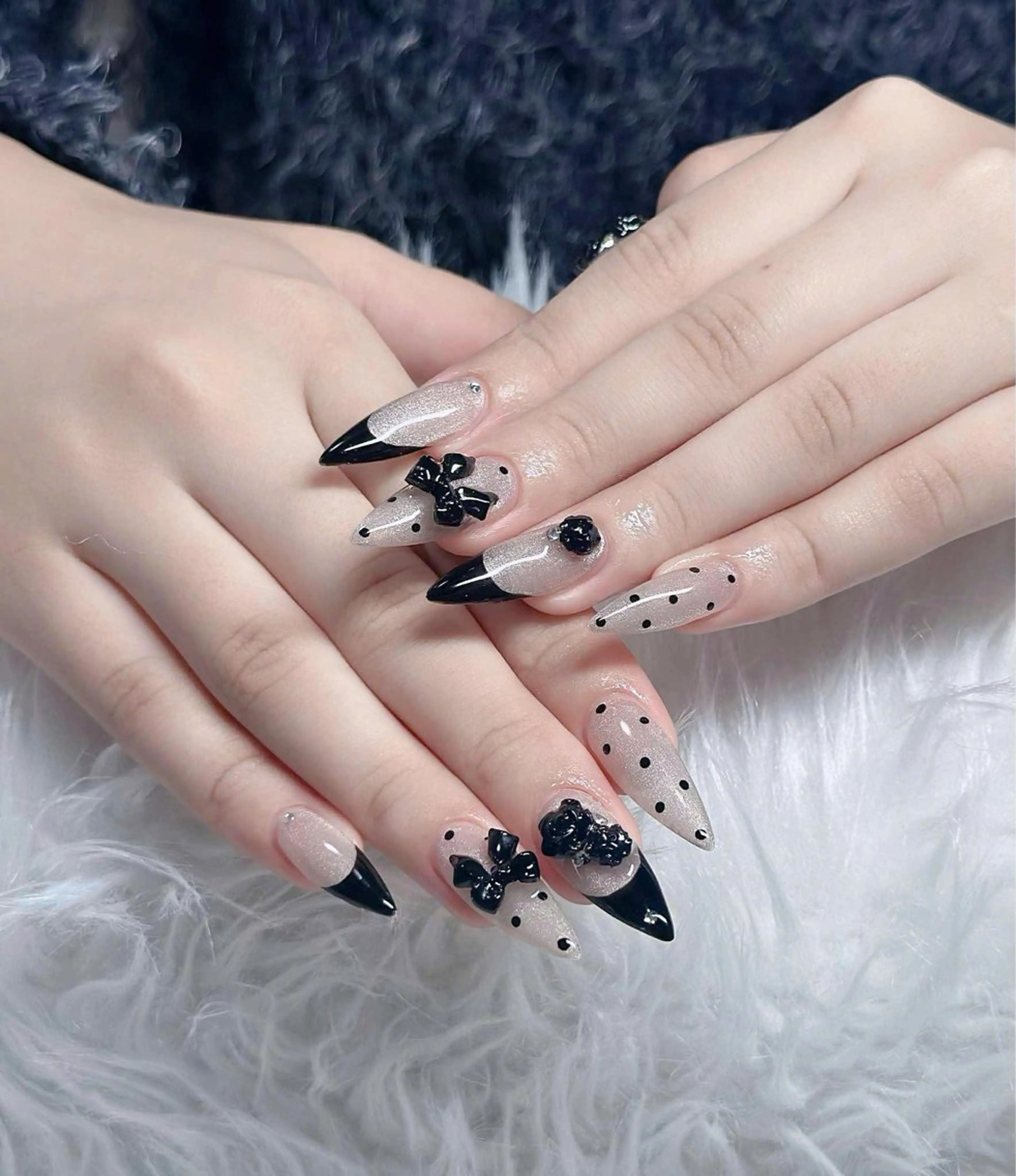 ネイル フレンチネイル ジェルネイル ガラスフレンチ ハロウィン ハート ハンドネイル H.baby Nail Salonのネイルデザイン