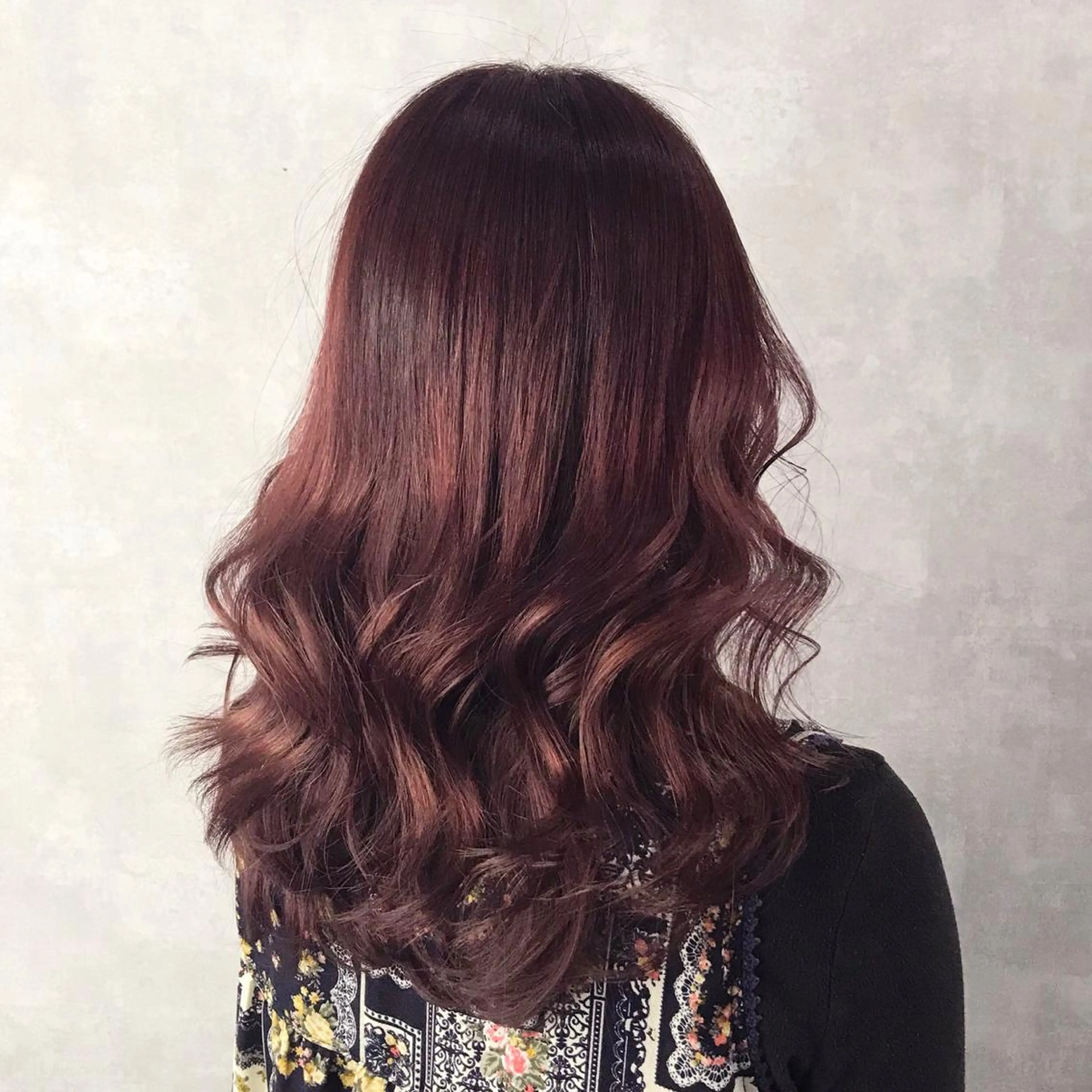 ロング カラー ブリーチ ピンクカラー K-POP好き美容師 🇰🇷Kai.Yのヘアスタイル