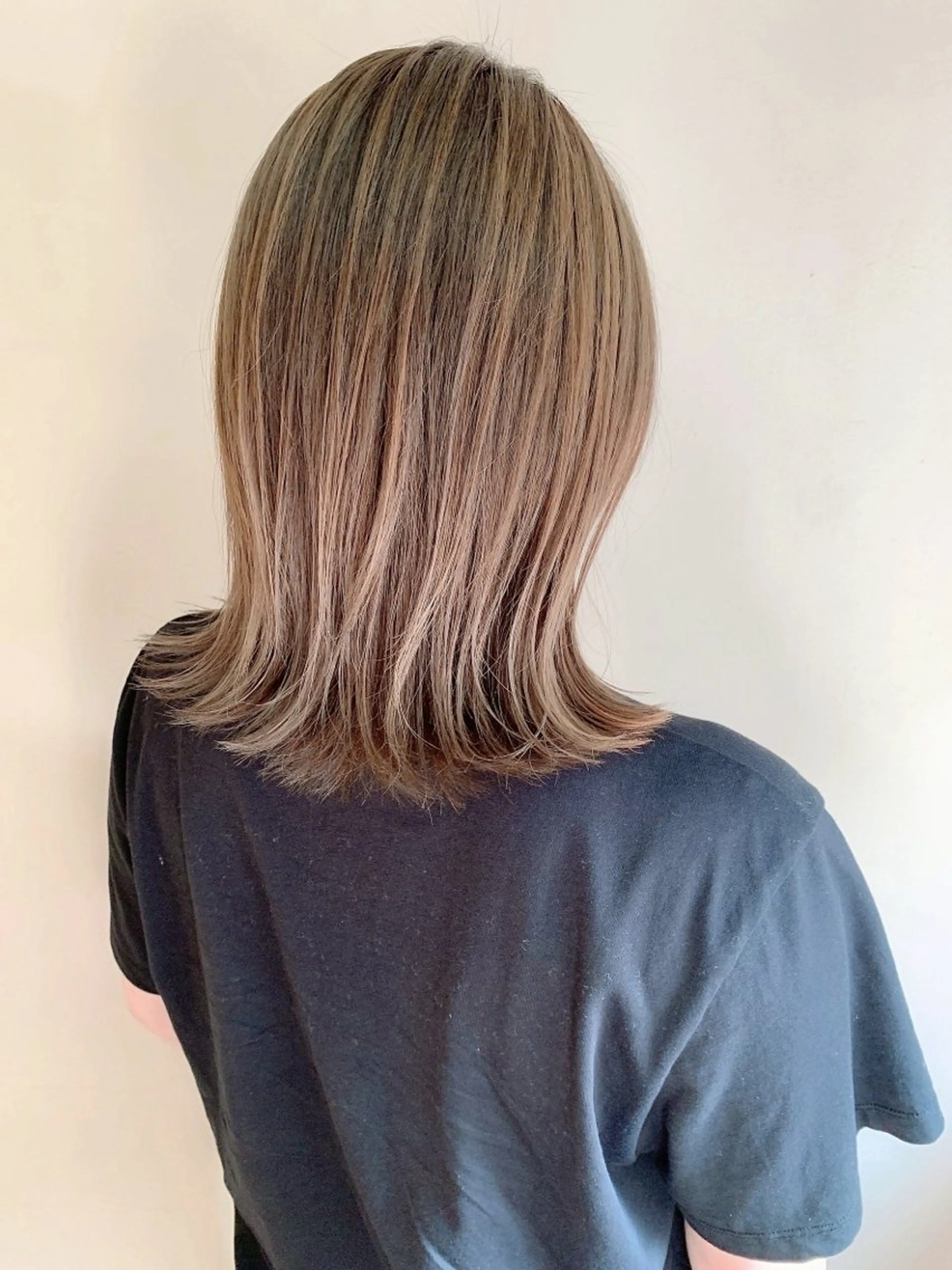 フルカラー➕ハイライトorローライト(白髪ぼかし可)の写真