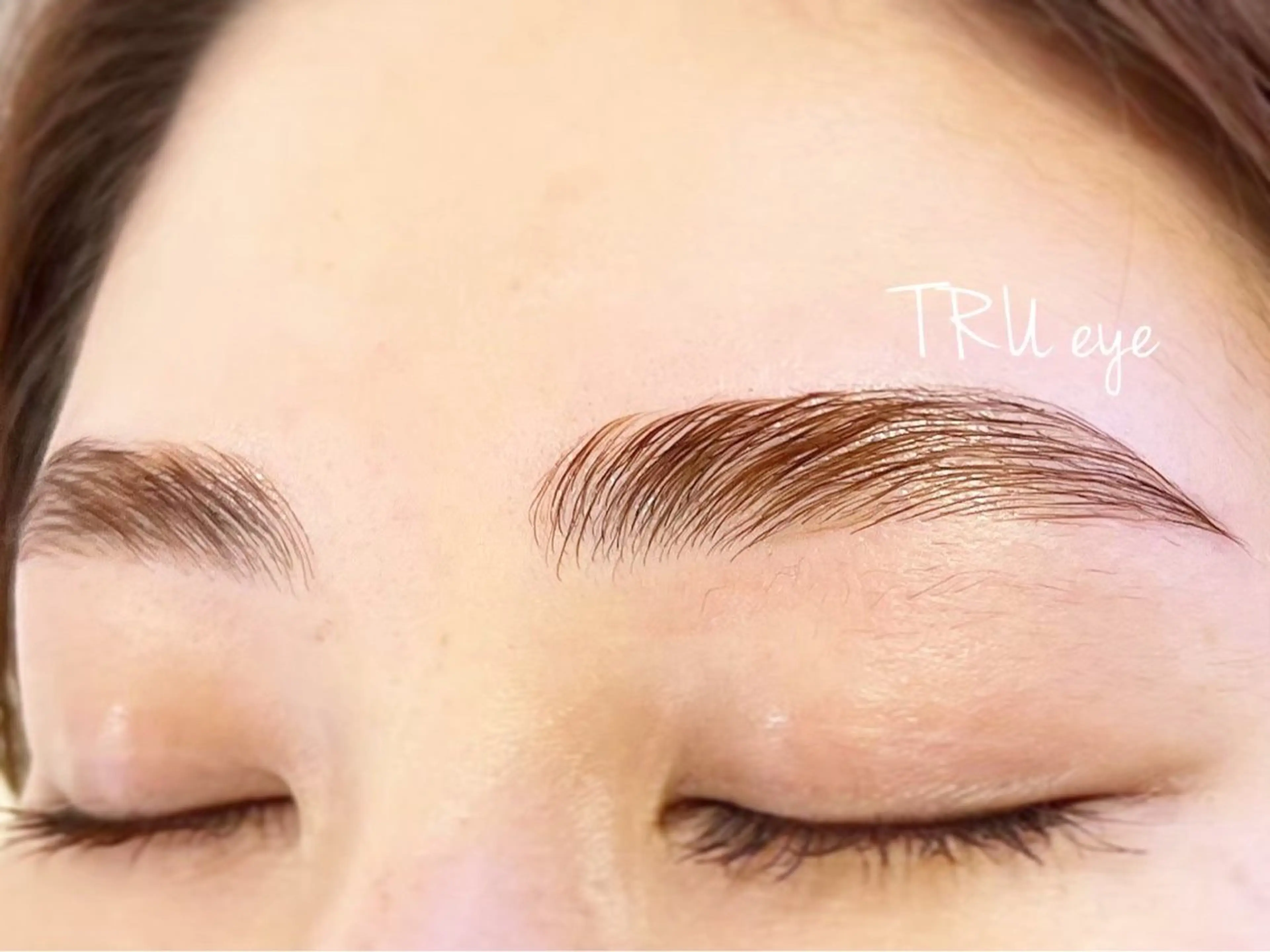 アイブロウ neon hair所属・🩵 JURI🩵のヘアスタイル