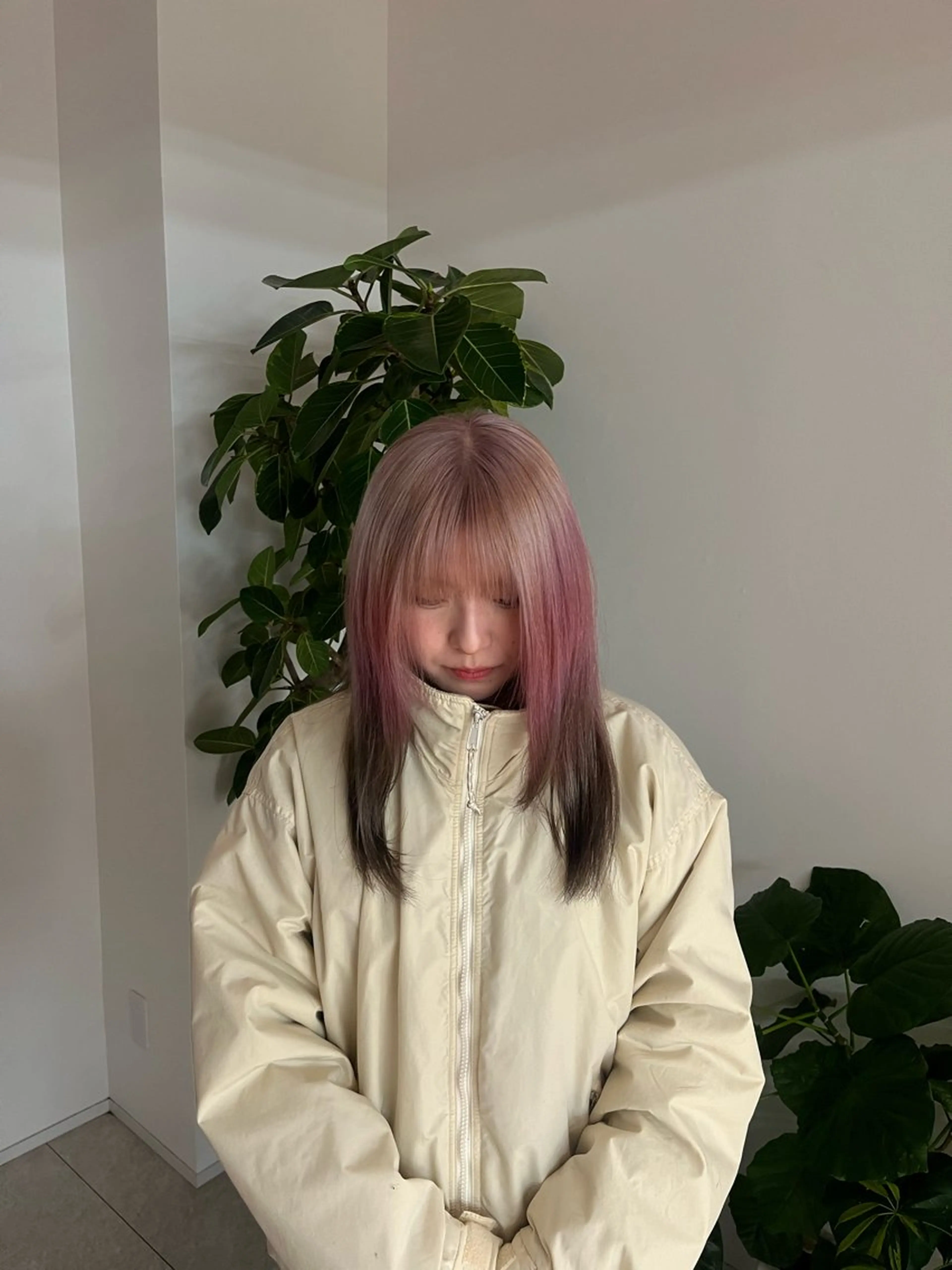 カラー デザインカラー FILMS hotchiのヘアスタイル