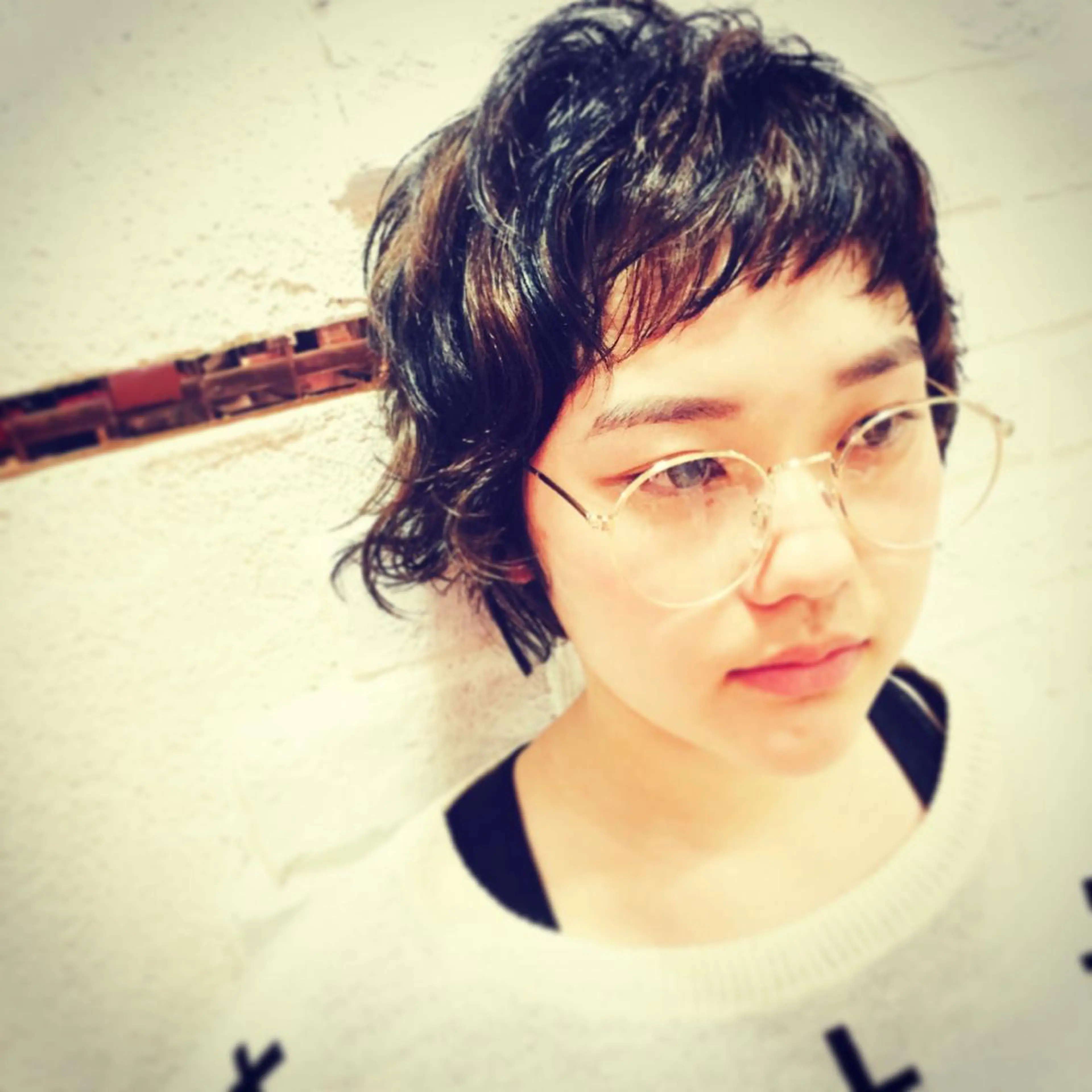 ショート カラー パーマ ハイライトカラー ハイライト ショートヘア 西村 達哉のヘアスタイル