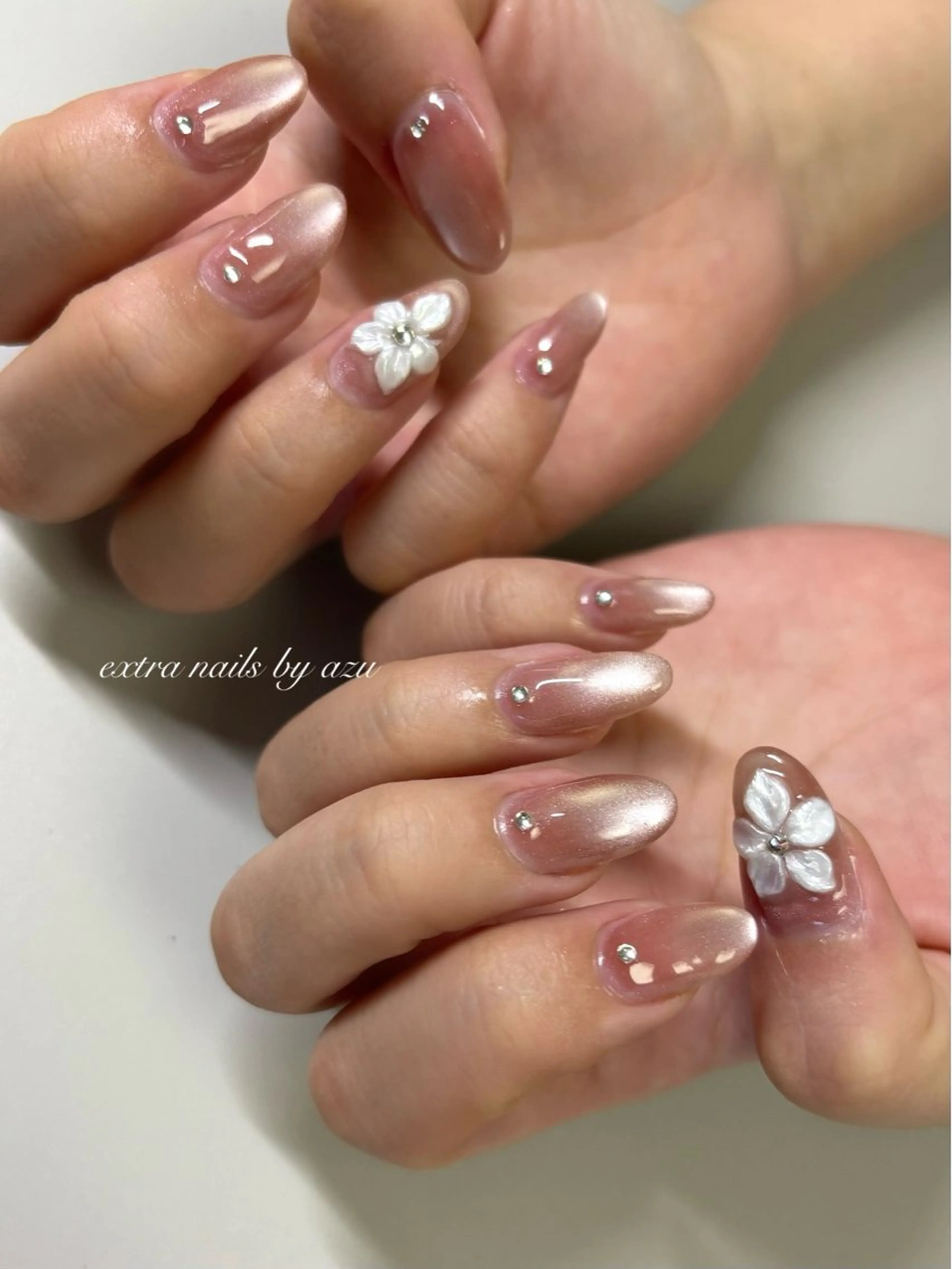 ネイル アートネイル フラワーネイル マグネットネイル ストーンネイル ハンドネイル extranails ／lemellaのネイルデザイン