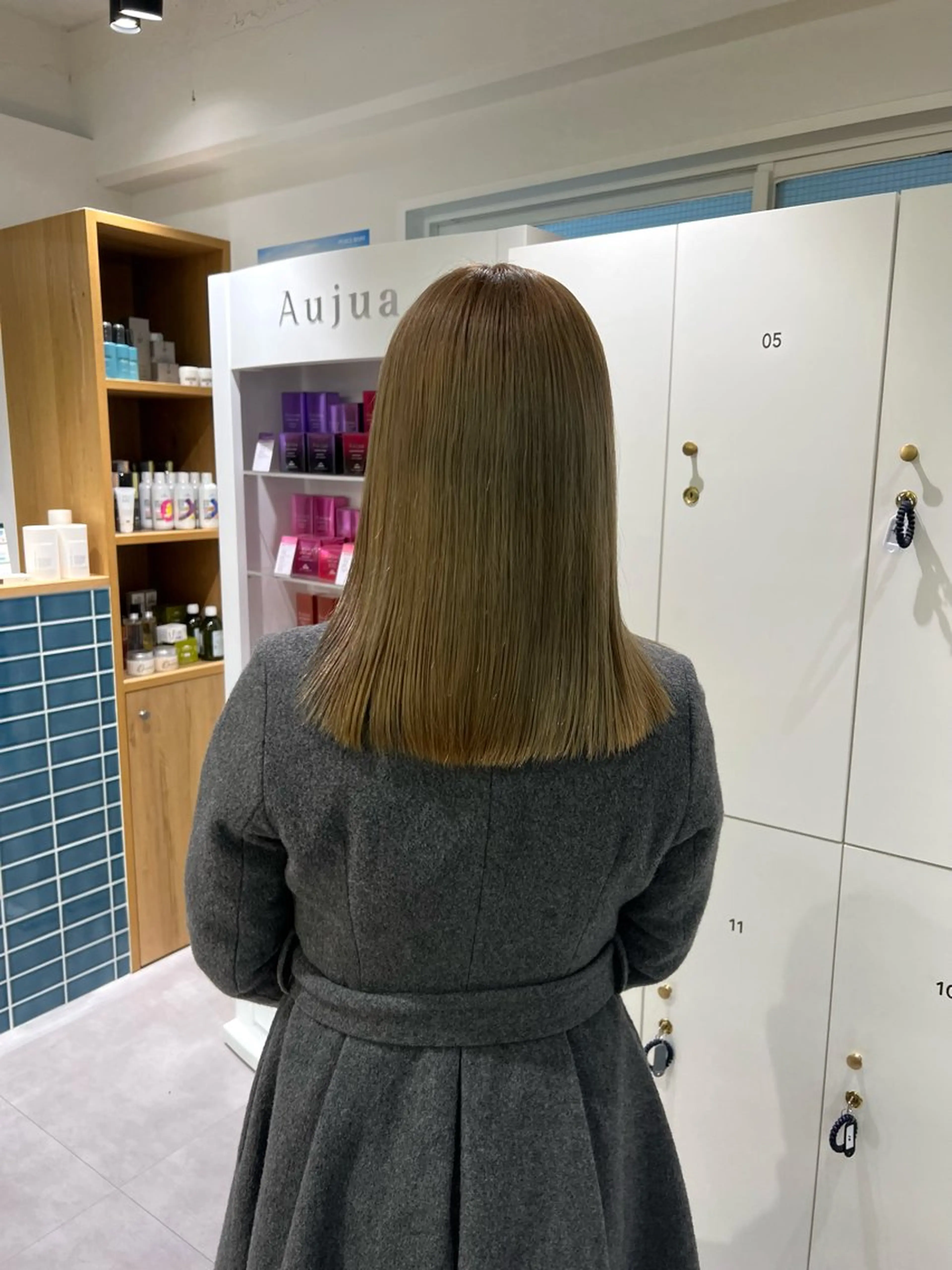 ミディアム ヘアカラー トリートメント 艶ベージュ/オリーブ カラー🫒airiのヘアスタイル