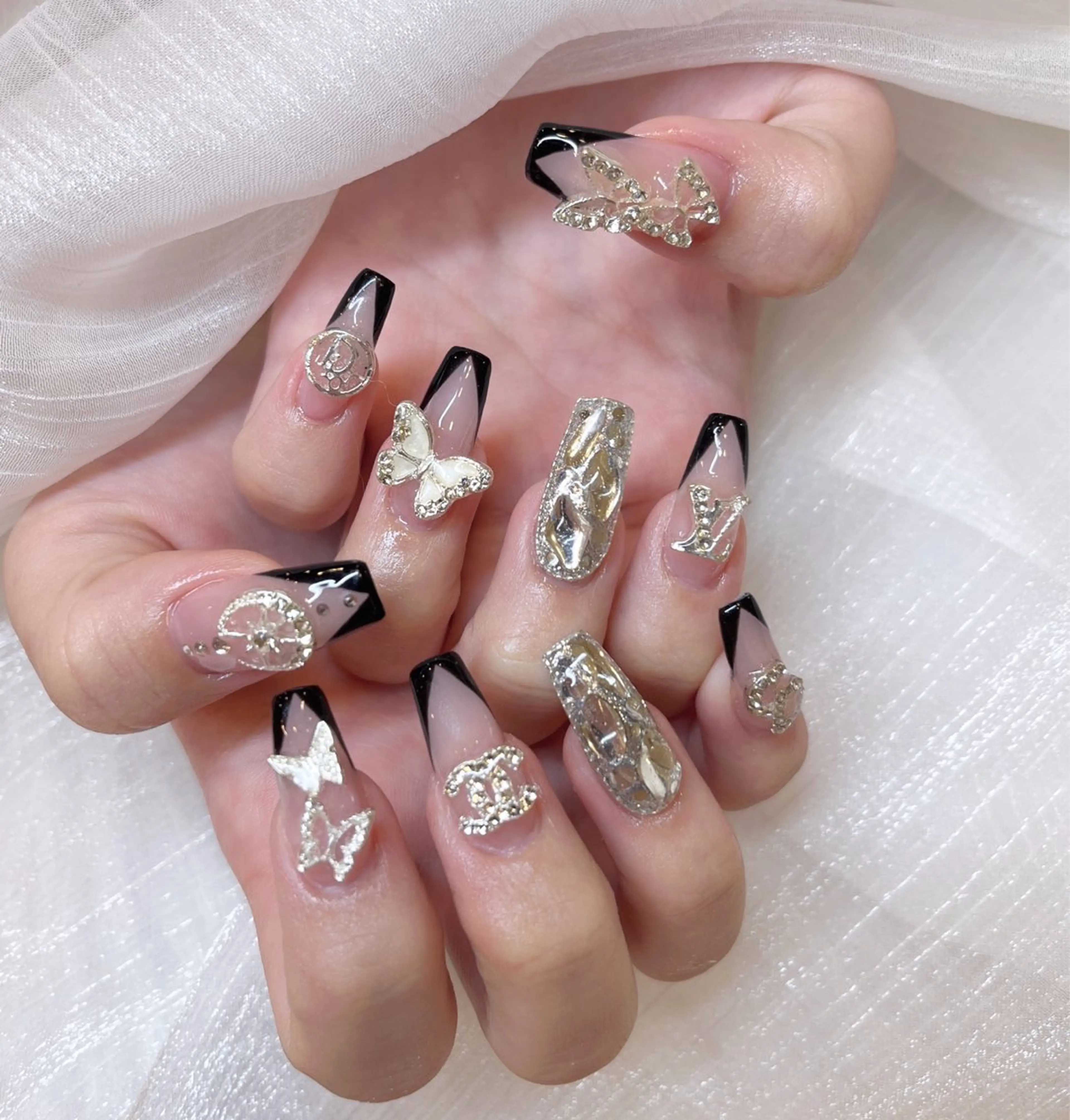 ネイル ハンドネイル ハンドケア COCO ネイルのネイルデザイン