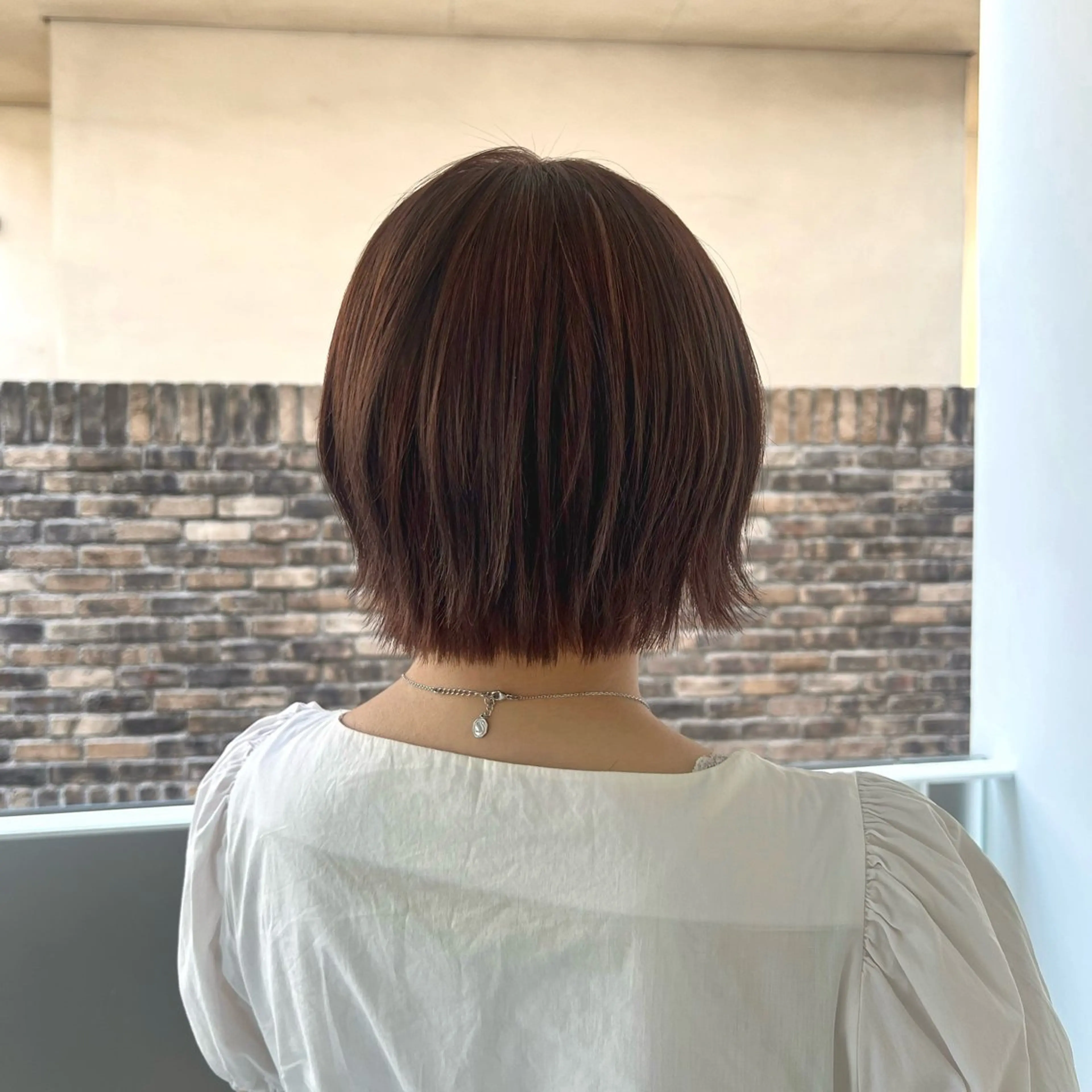 ショート カラー ボブ ショートヘア カット ヘアカラー トリートメント ヘッドスパ ヘアセット 艶くすみカラー ‎/縮毛/川添桃花‎のヘアスタイル