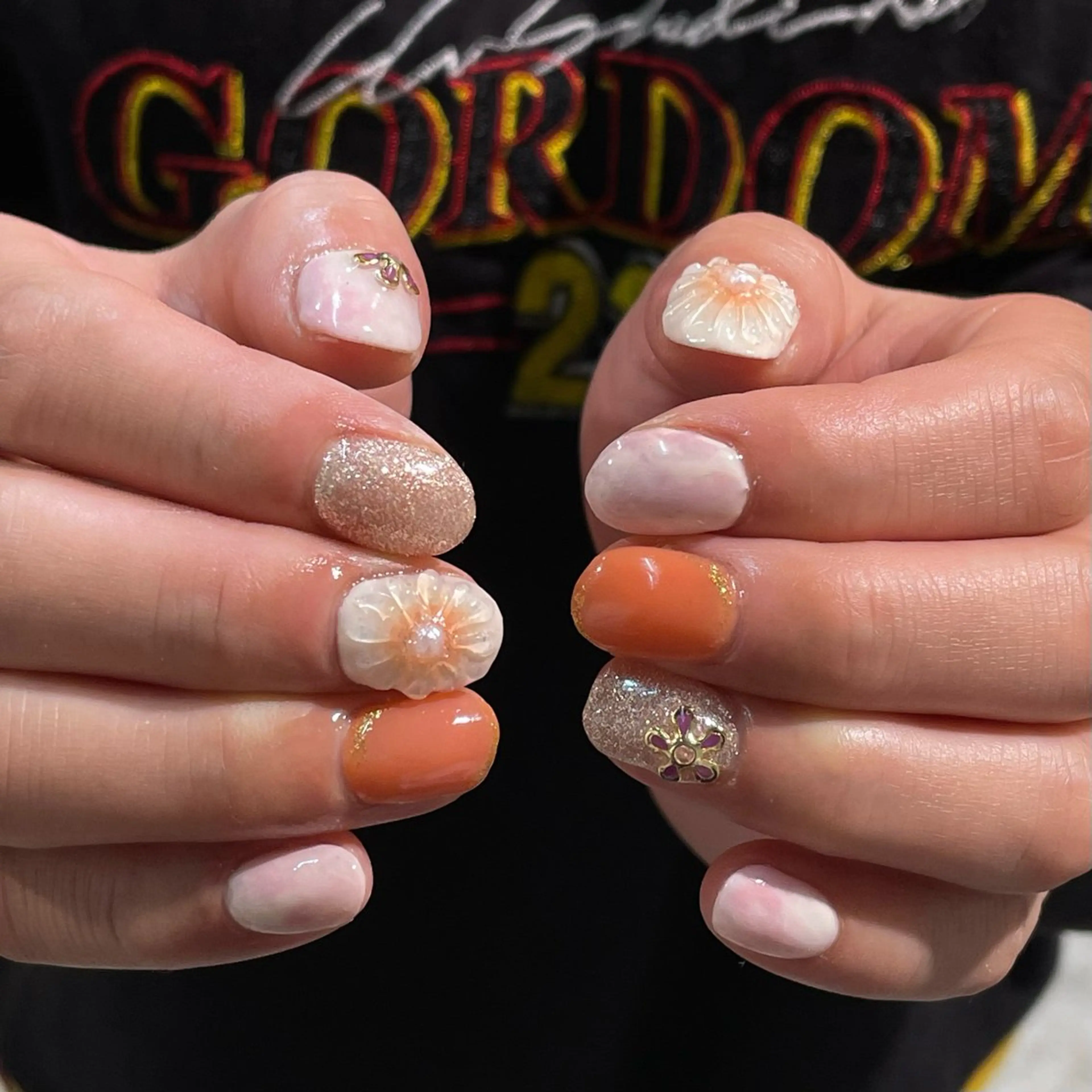 ネイル ハンドネイル ハンドケア AMRITA omotesando所属・艶ｶﾗｰ･:*個性派 ﾈｲﾙ🦋mire-のネイルデザイン