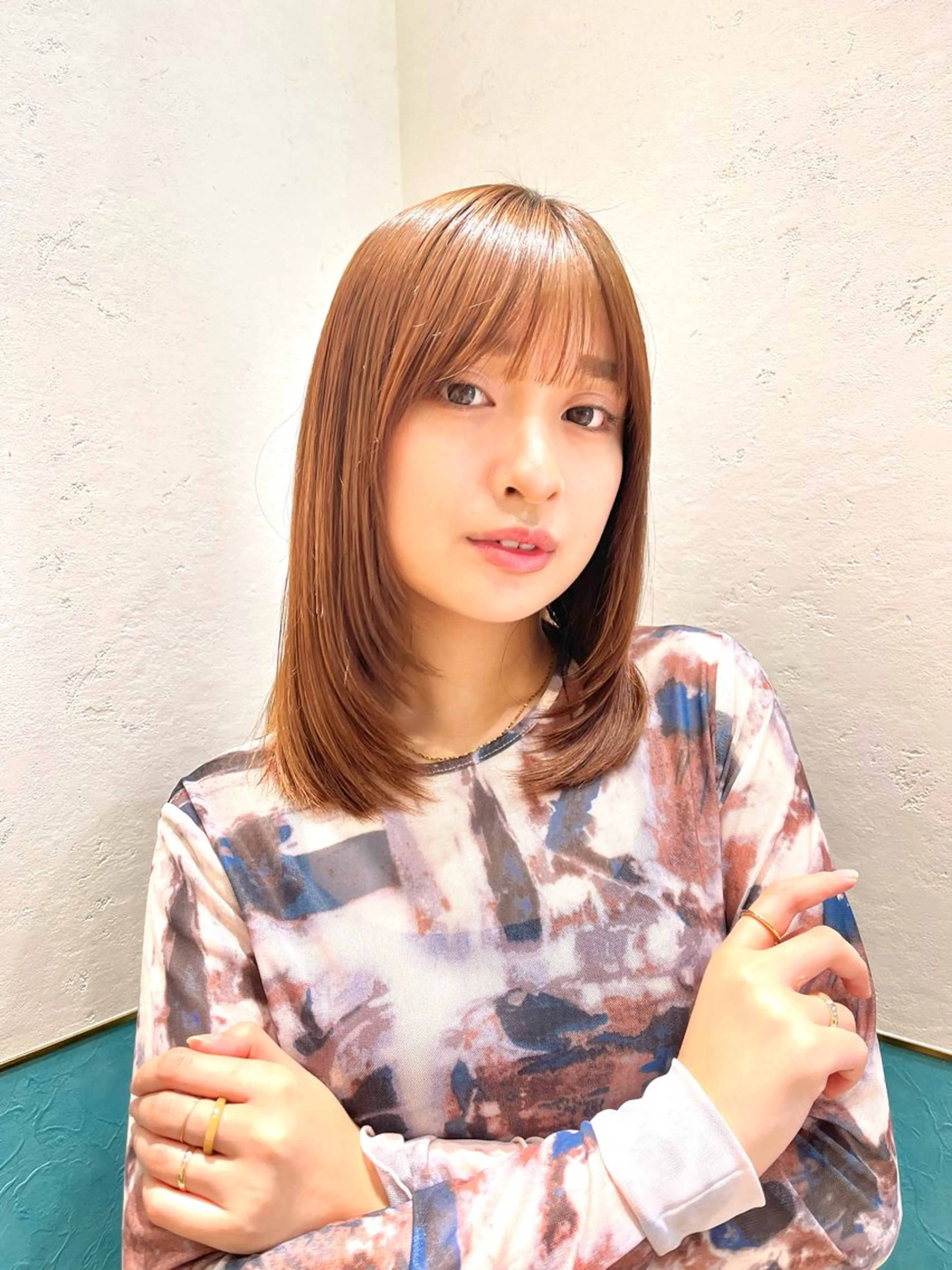 ミディアム stylist/ボブ ことの/韓国レイヤーのヘアスタイル