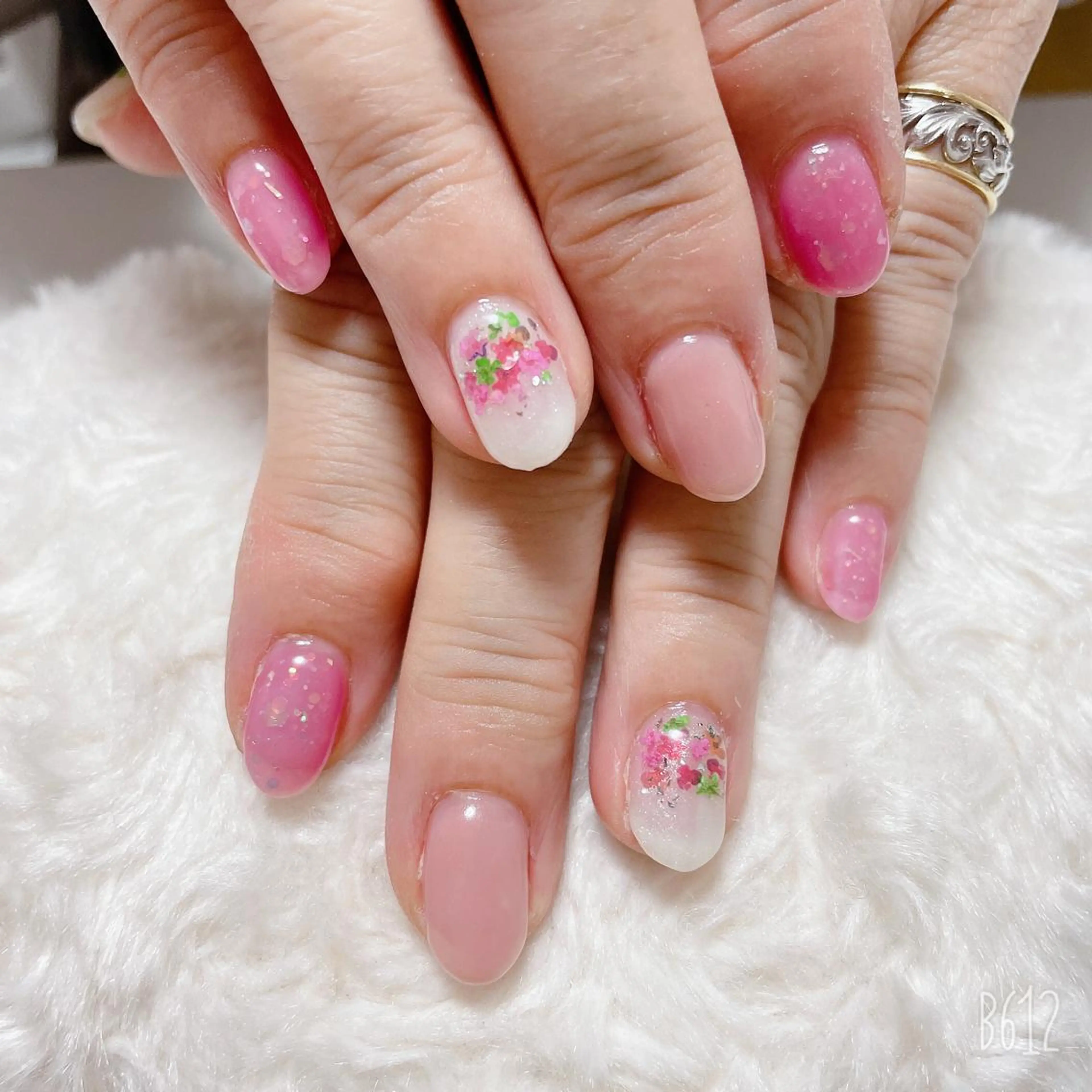 ネイル The Best Beauty受付担当のエステ・リラクイメージ