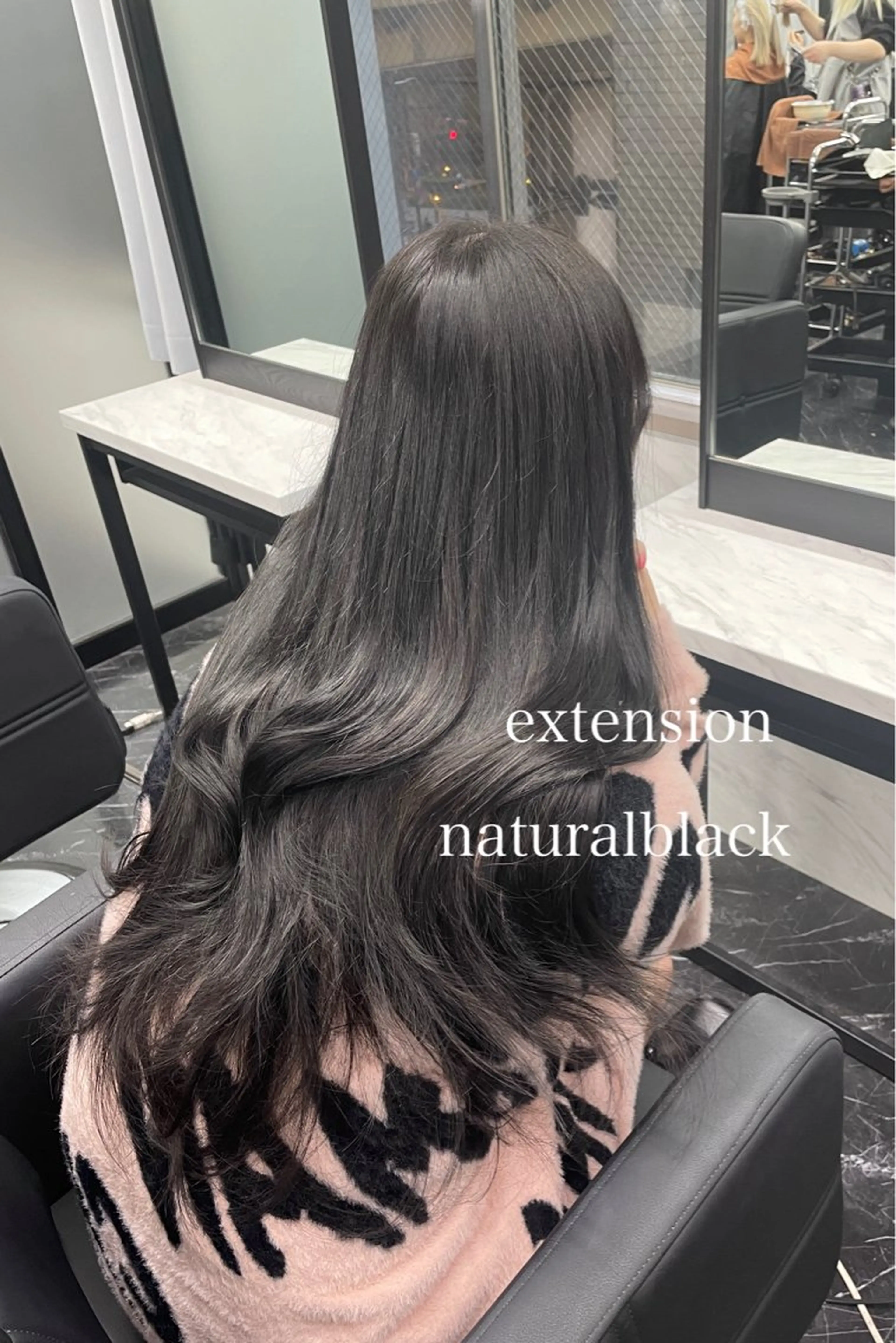 🤍🐰🌸しっかり馴染む🌸🐰🤍レミー人毛100%シールエクステ80本+エクステカット🧸の写真