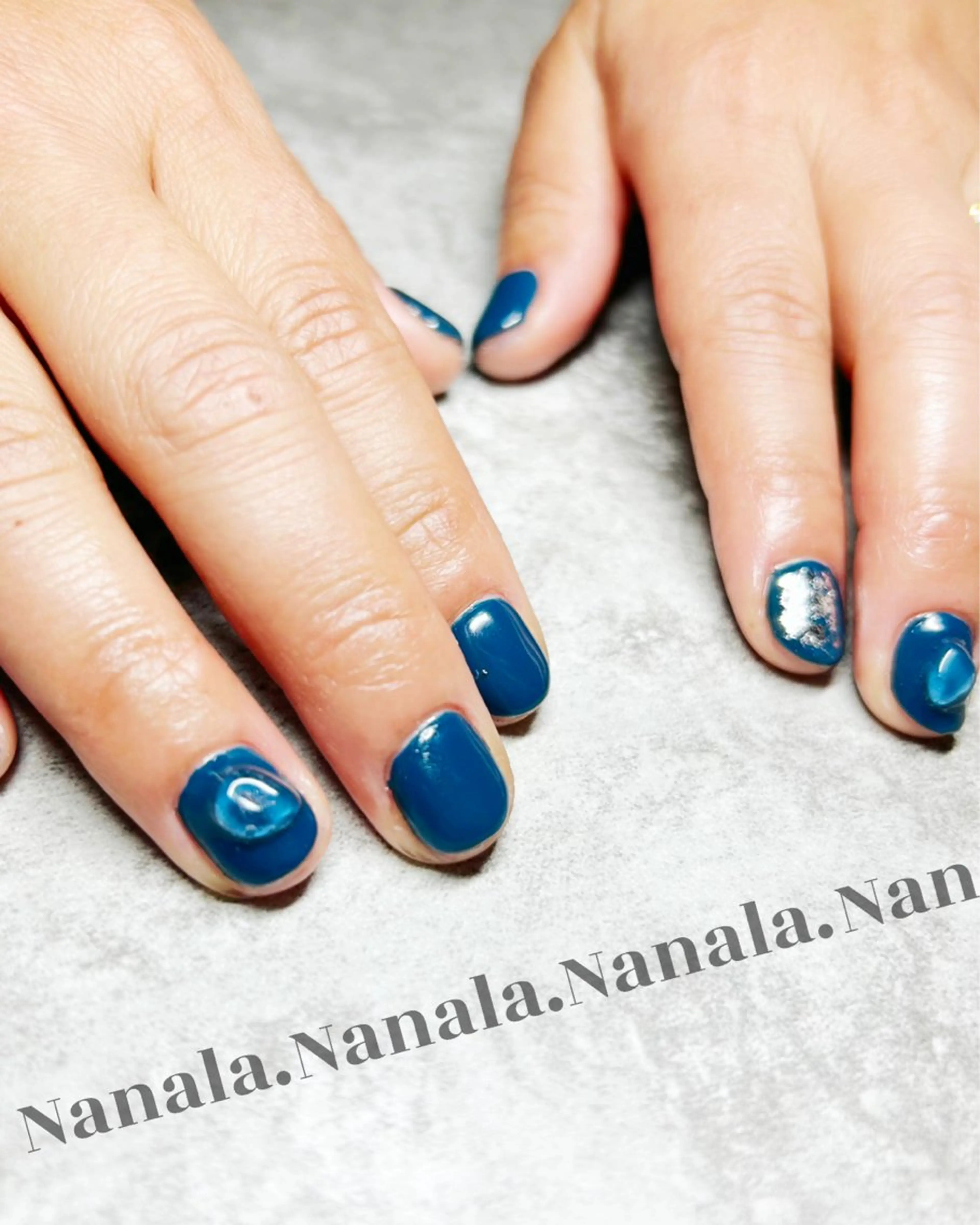 ネイル アートネイル オーロラネイル カジュアル フラッシュネイル フットネイル ハンドネイル ハンドケア Nanala. LUNAのネイルデザイン