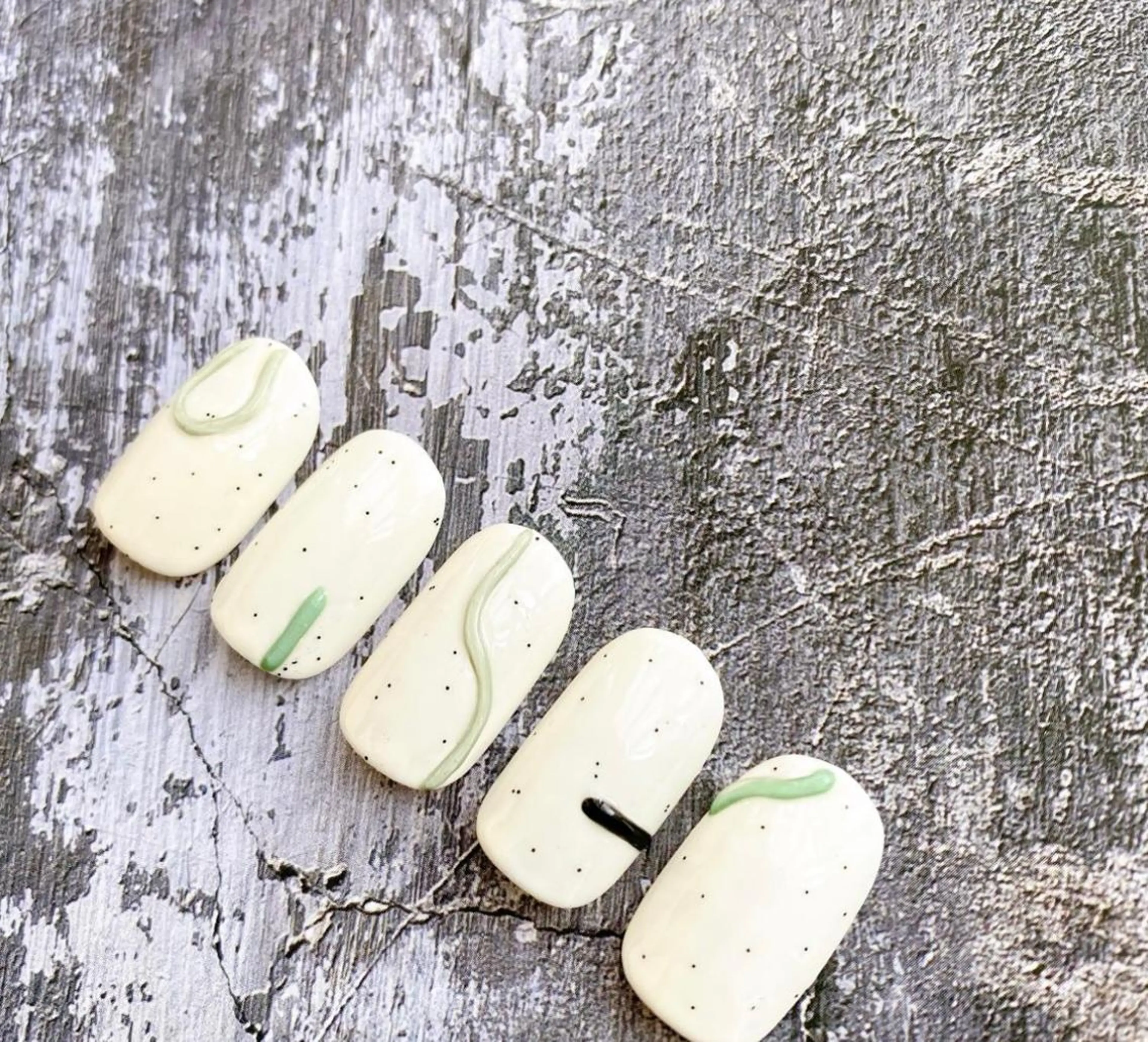 ネイル マツエク・マツパ ハンドネイル nailist SAYAのネイルデザイン