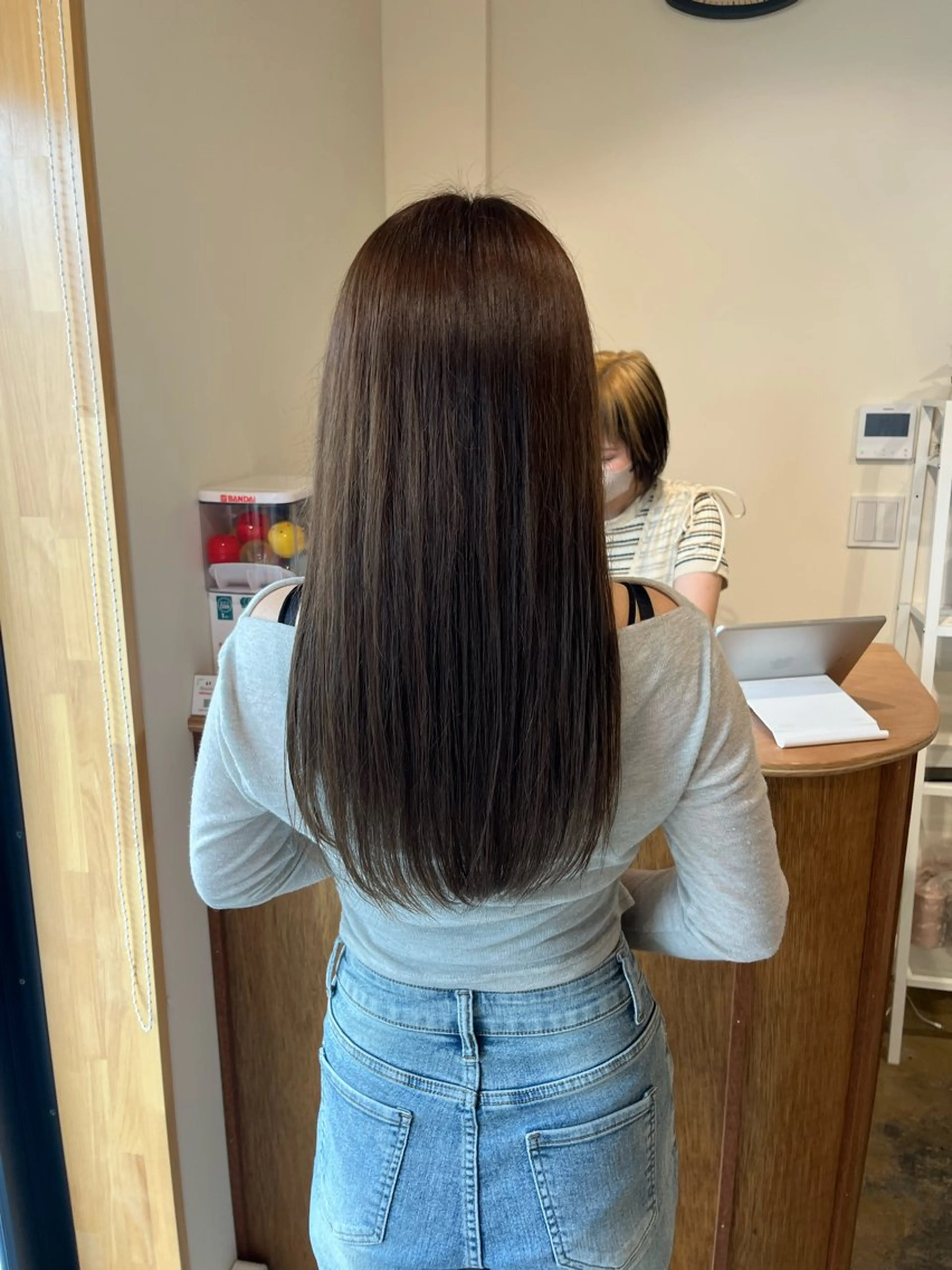 ロング カラー トリートメント カット ヘアカラー トリートメント Time is mummyのヘアスタイル