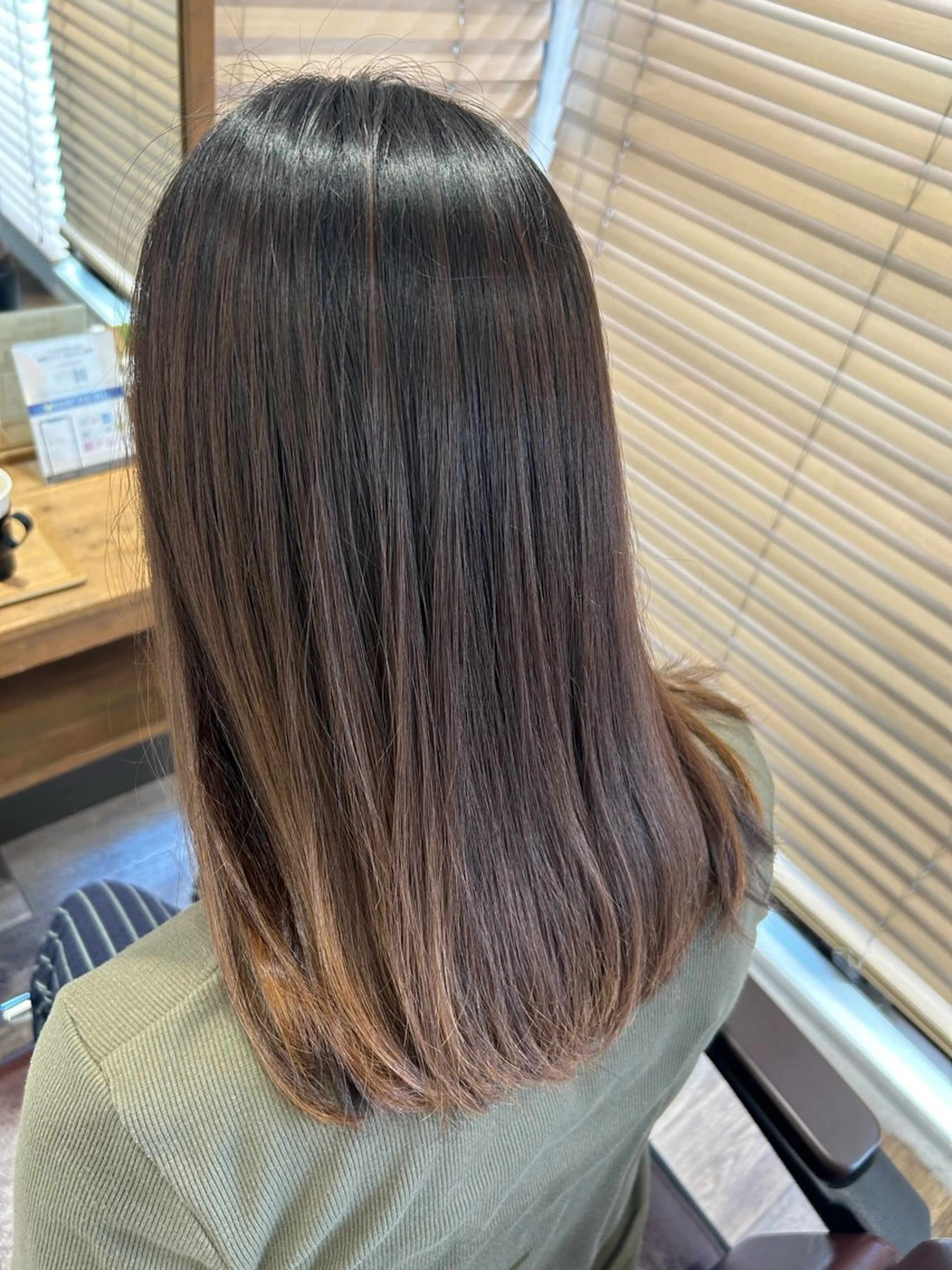 カット＋髪質改善縮毛矯正/ミディアム専用の写真