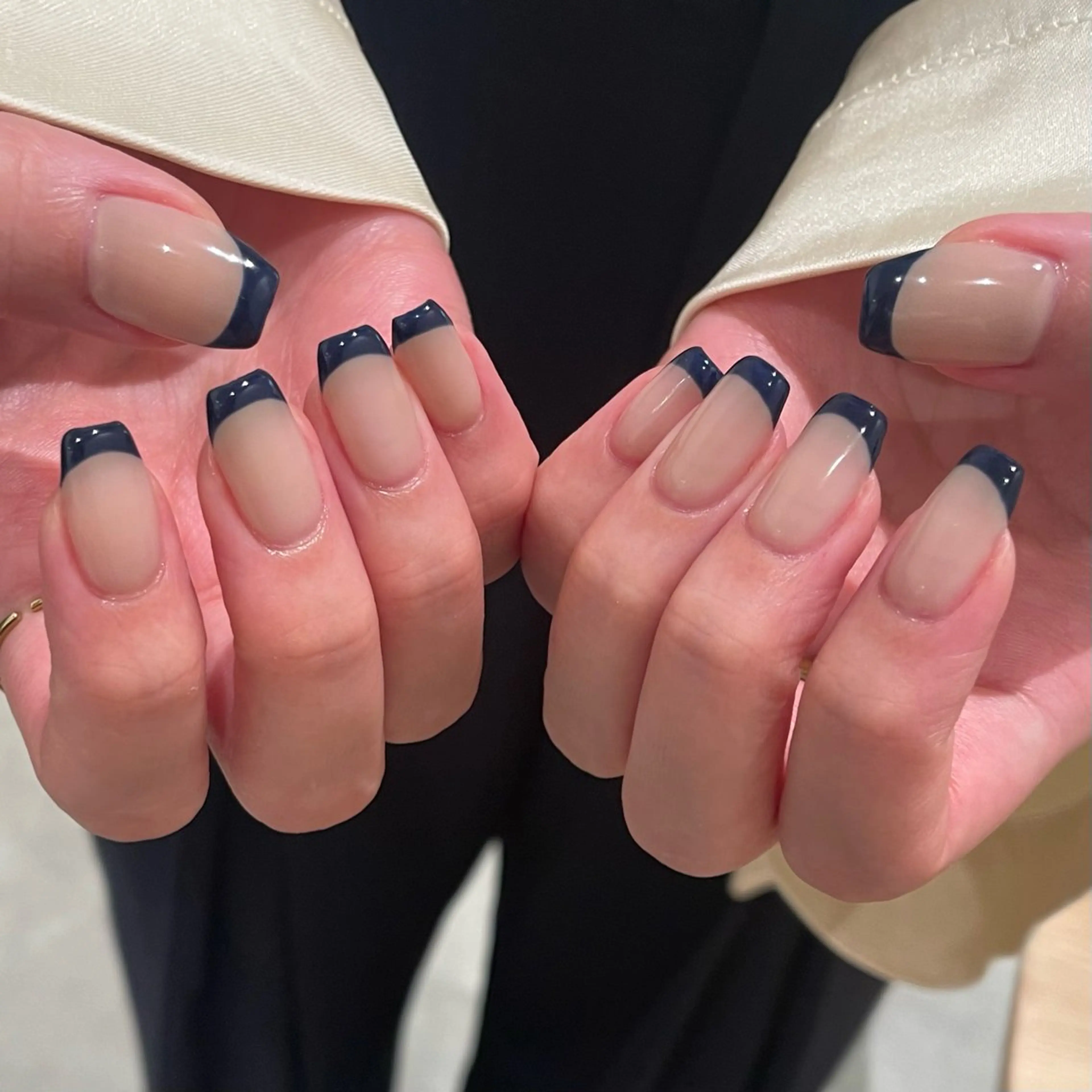 ネイル カジュアル フレンチネイル ニュアンスネイル ショートネイル 春ネイル ハンドネイル 八潮市ショートネイル 🌼AKANEのネイルデザイン