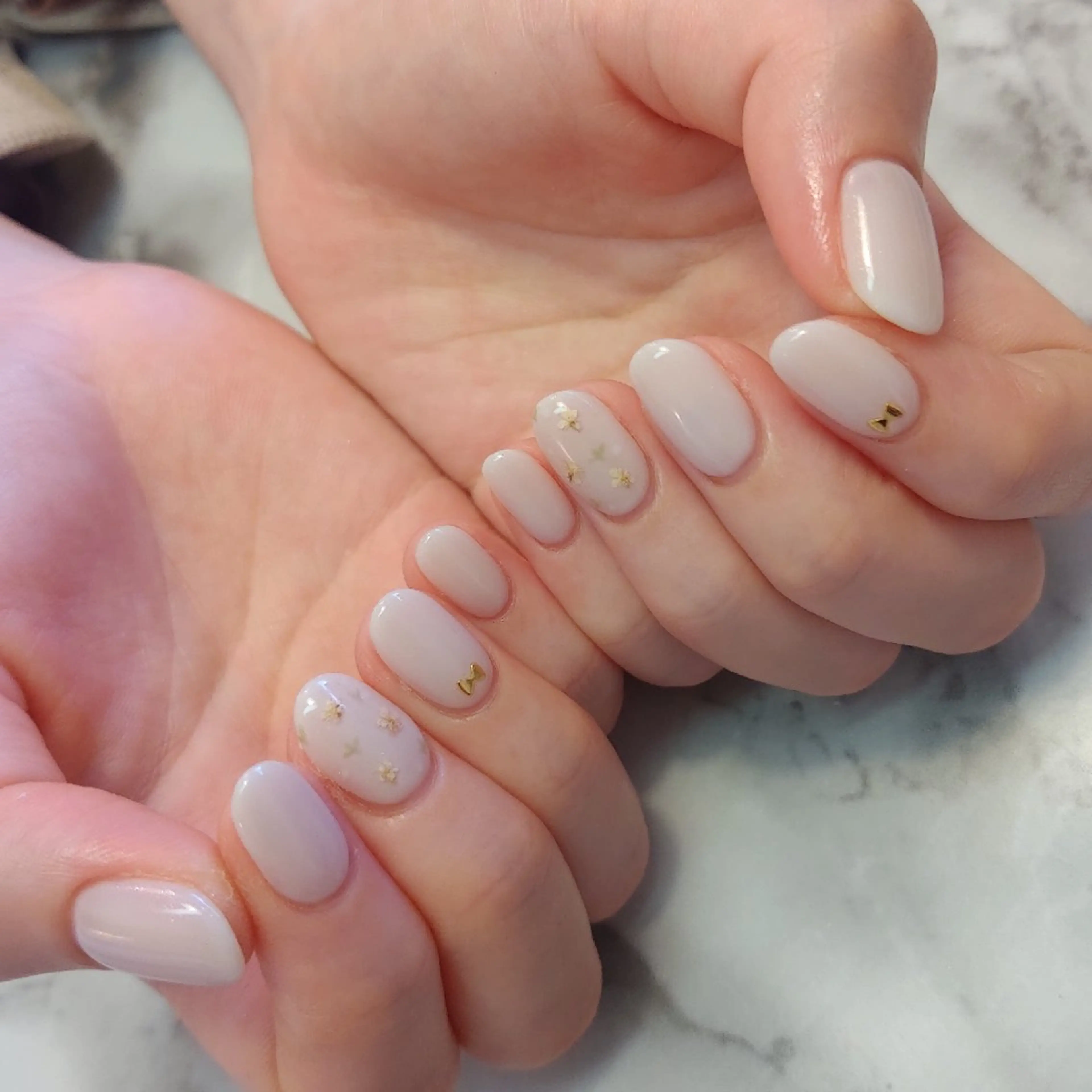 ネイル フラワーネイル ジェヌインネイル 河内のネイルデザイン