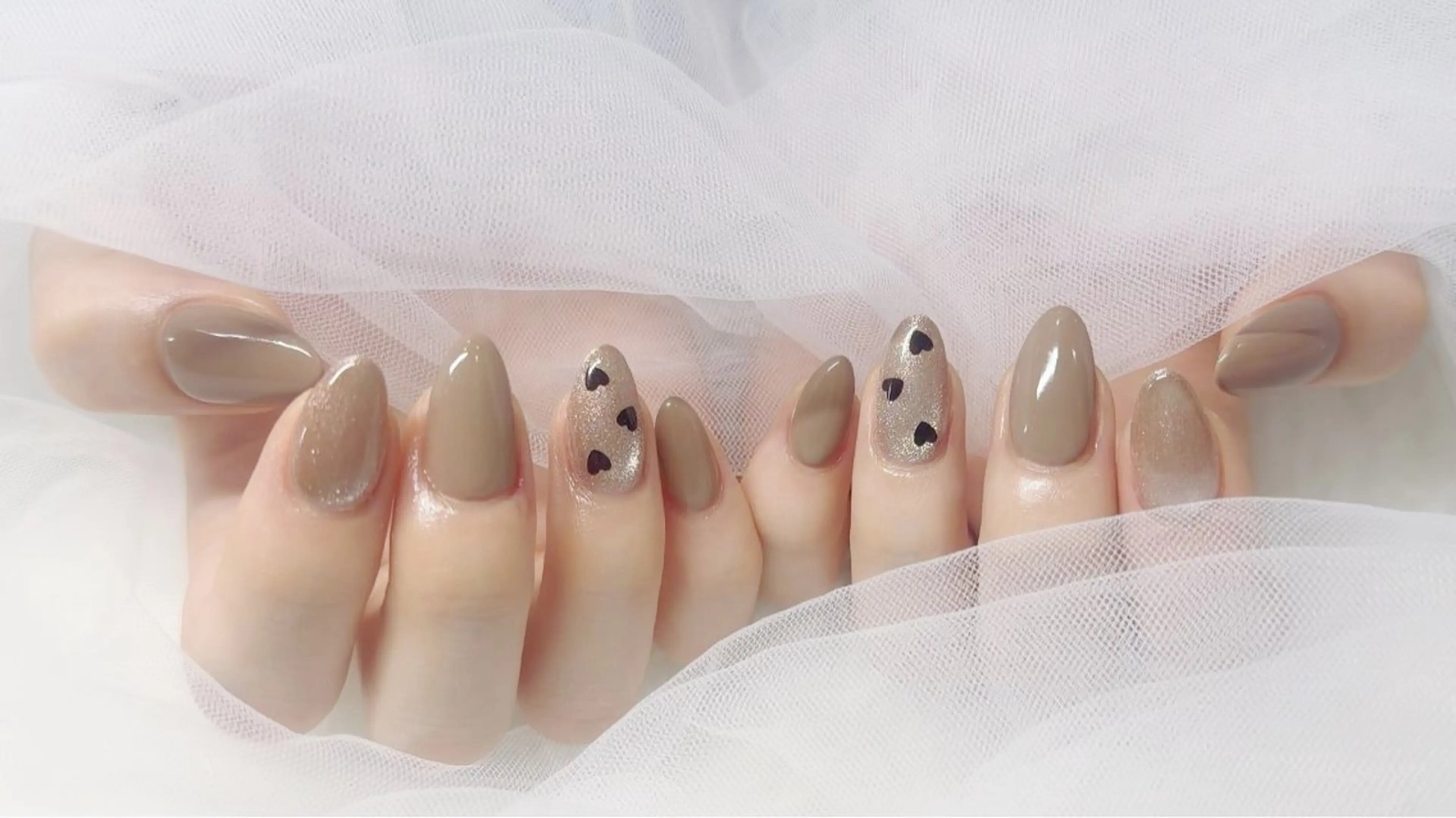 ネイル ハンドネイル mimi🎀 SATOMIのネイルデザイン