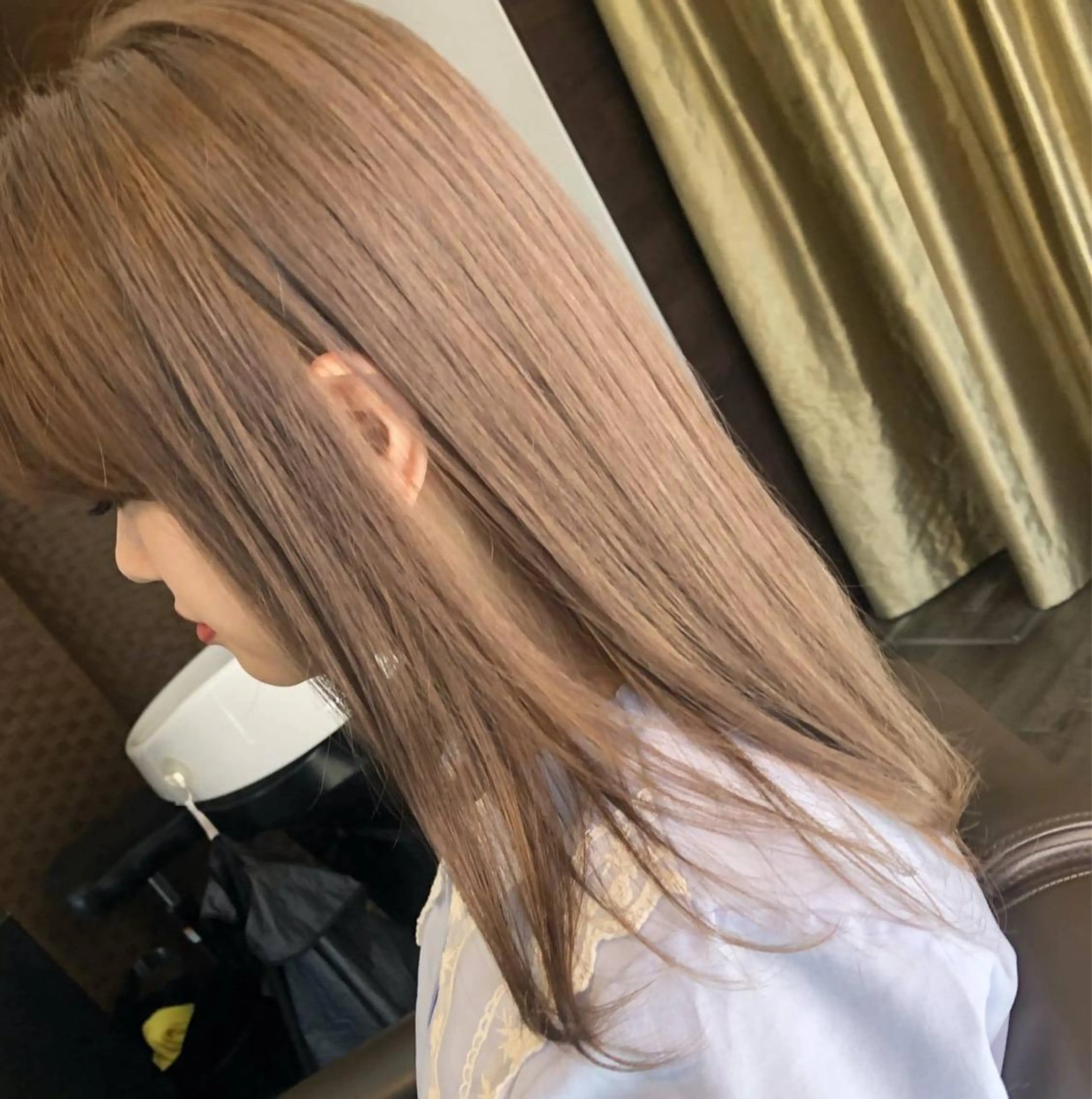 ミディアム レイヤー×縮毛矯正 深見 拓のヘアスタイル