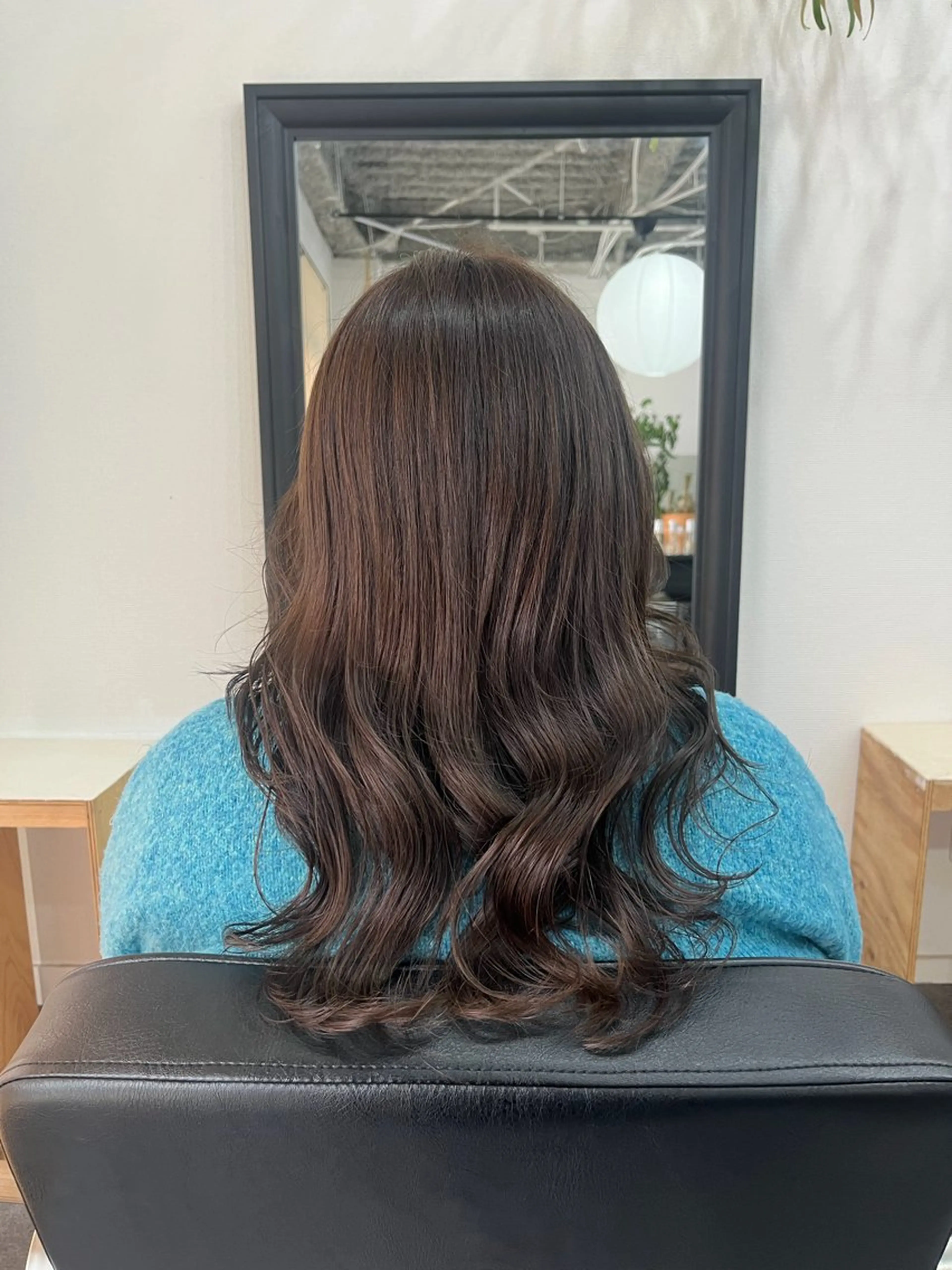 ロング 顔周りカット レイヤーカット ロング カット ヘアカラー Raugh by Apri Lush所属・中津川 愛恵のヘアスタイル