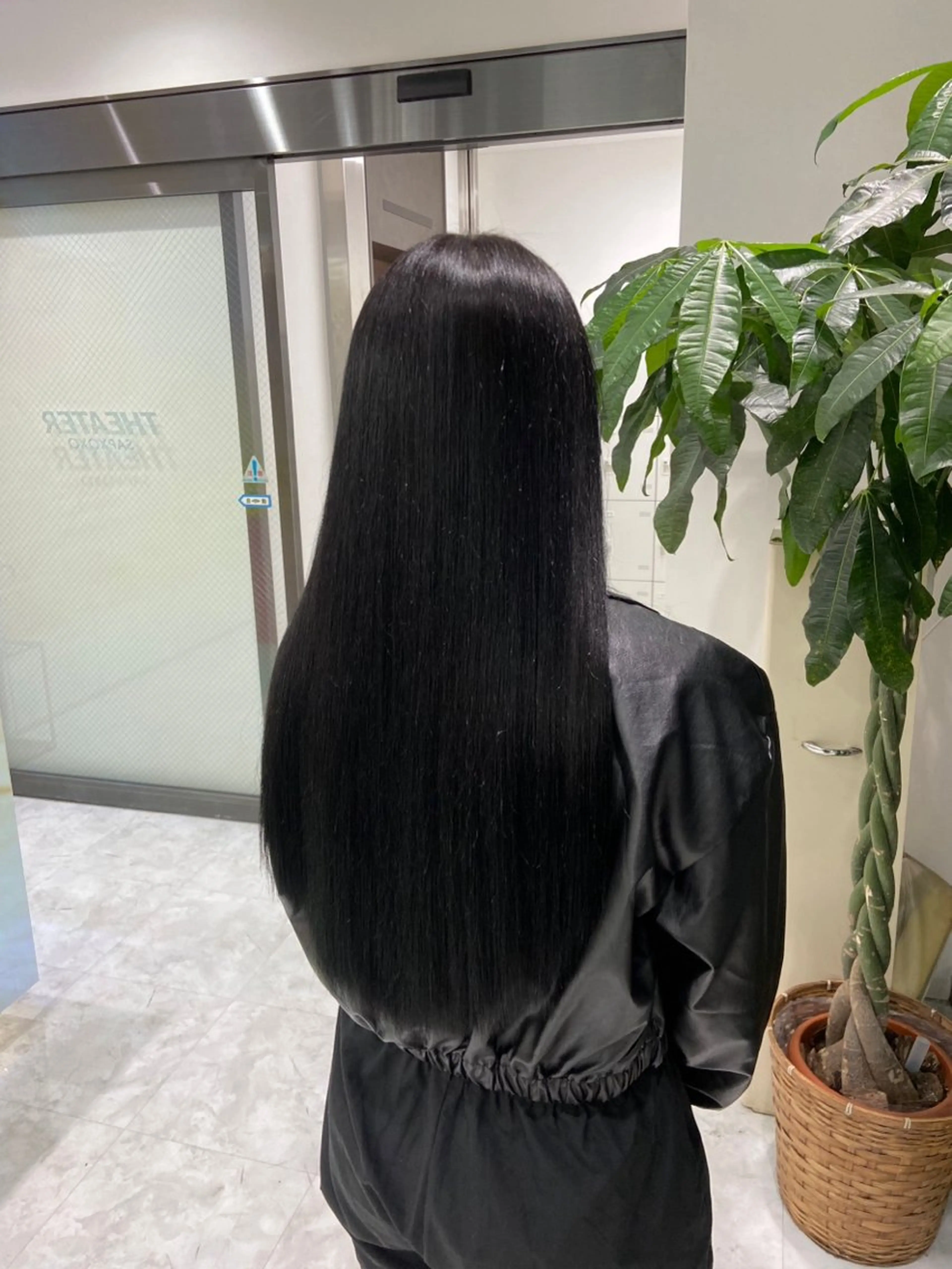 【✨うねりからの解放✨】縮毛矯正+カット+髪質改善の写真