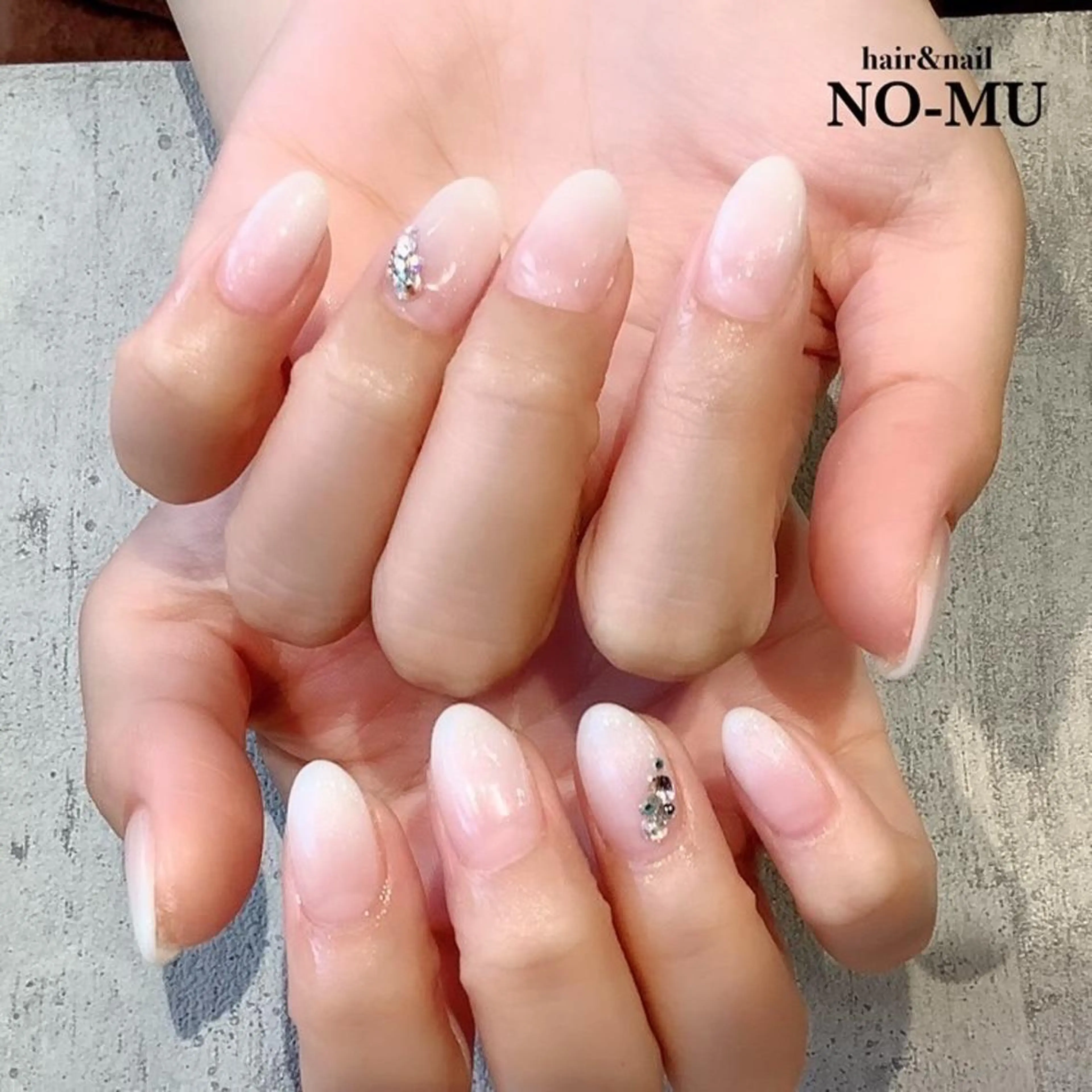 ネイル ストーンネイル ハンドネイル hair＆nail NO-MUのネイルデザイン