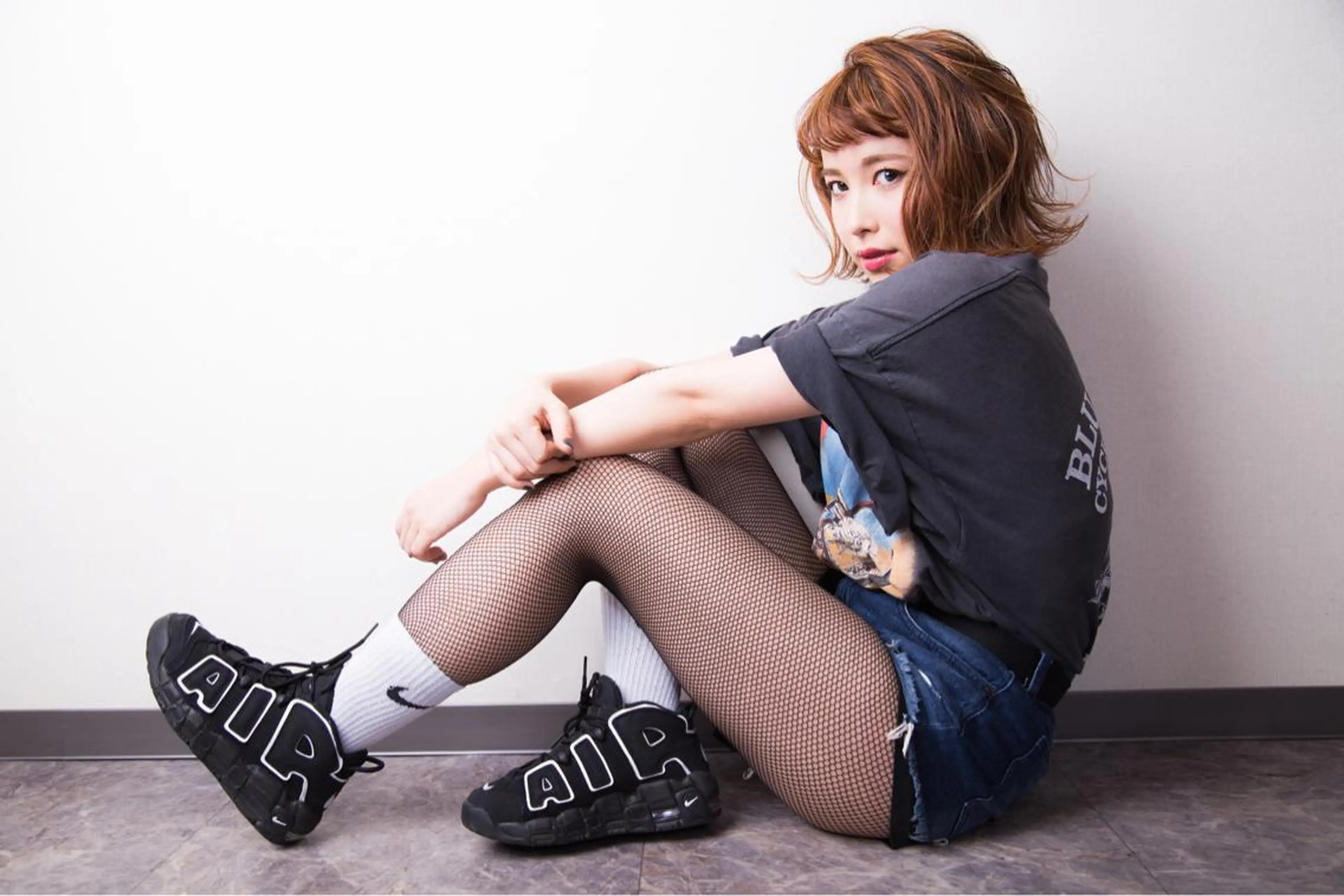 ミディアム カラー 池田 真由美のヘアスタイル