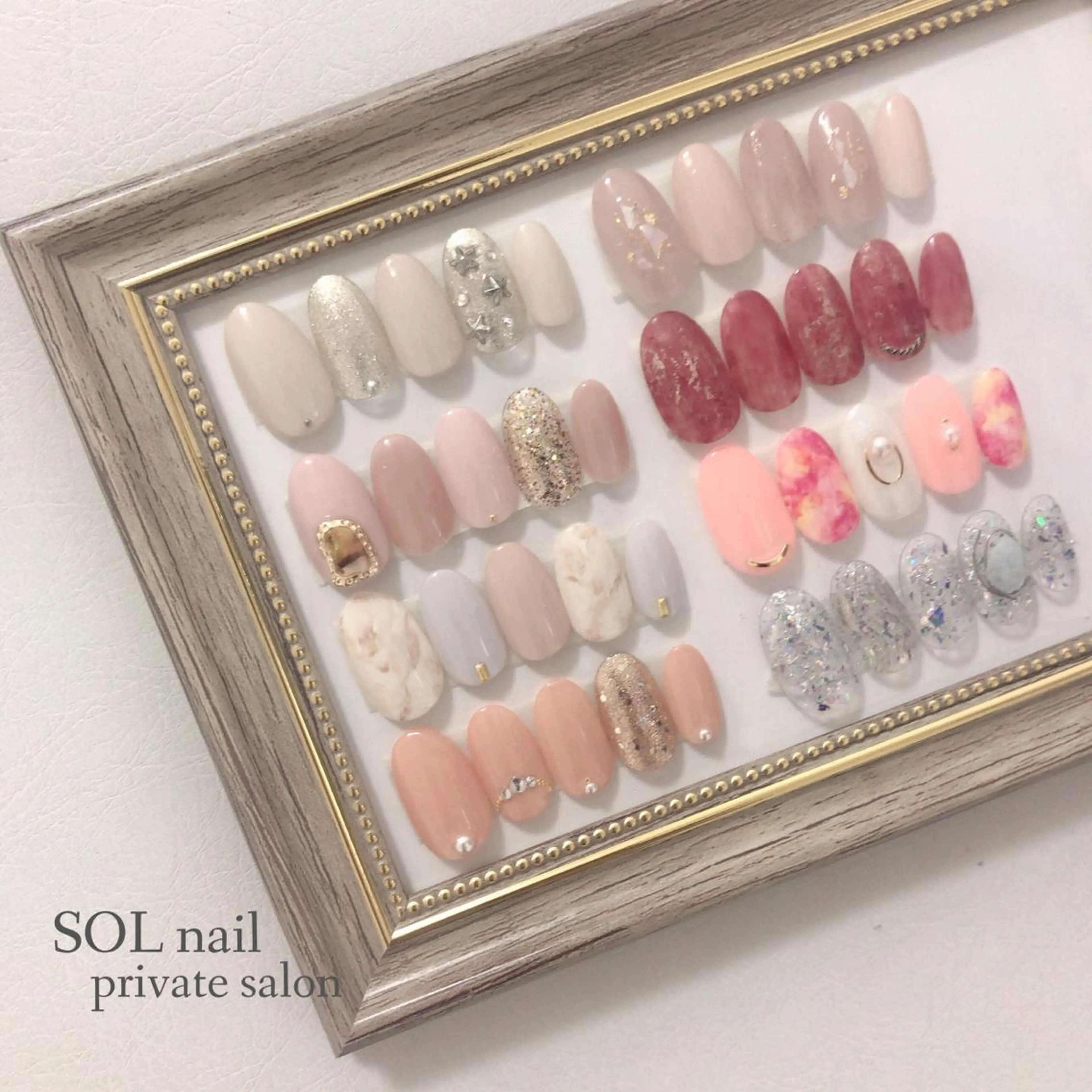 ネイル ハンドネイル フットネイル SOL NAILのネイルデザイン