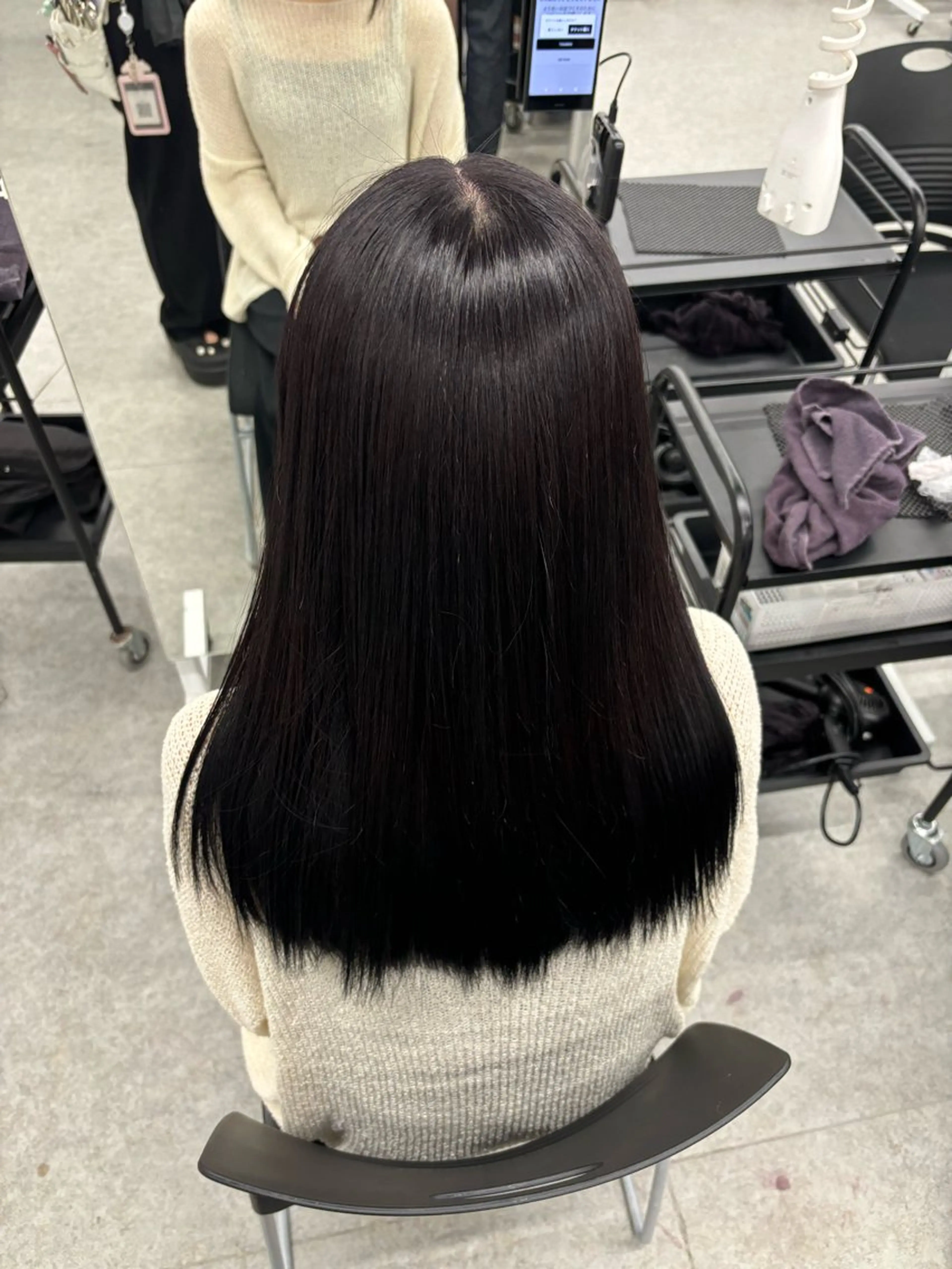 ロング カラー ヘアアレンジ AYUMI/赤み消し /ブラウンカラーのヘアスタイル