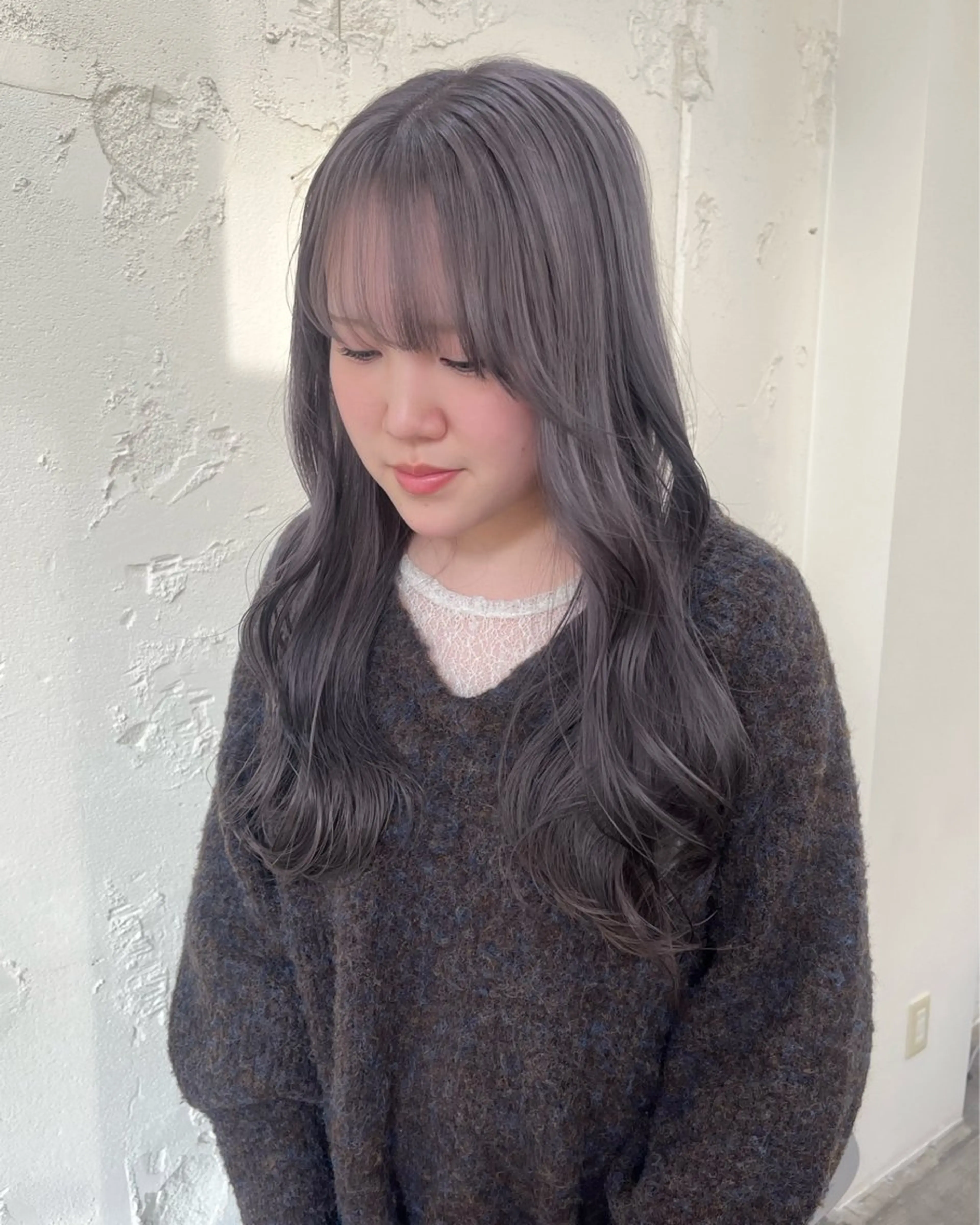 ロング カラー ベージュカラー ブリーチ グレージュ ラベンダーカラー ラベンダーグレージュ ハイトーン🦢 Natsumiのヘアスタイル