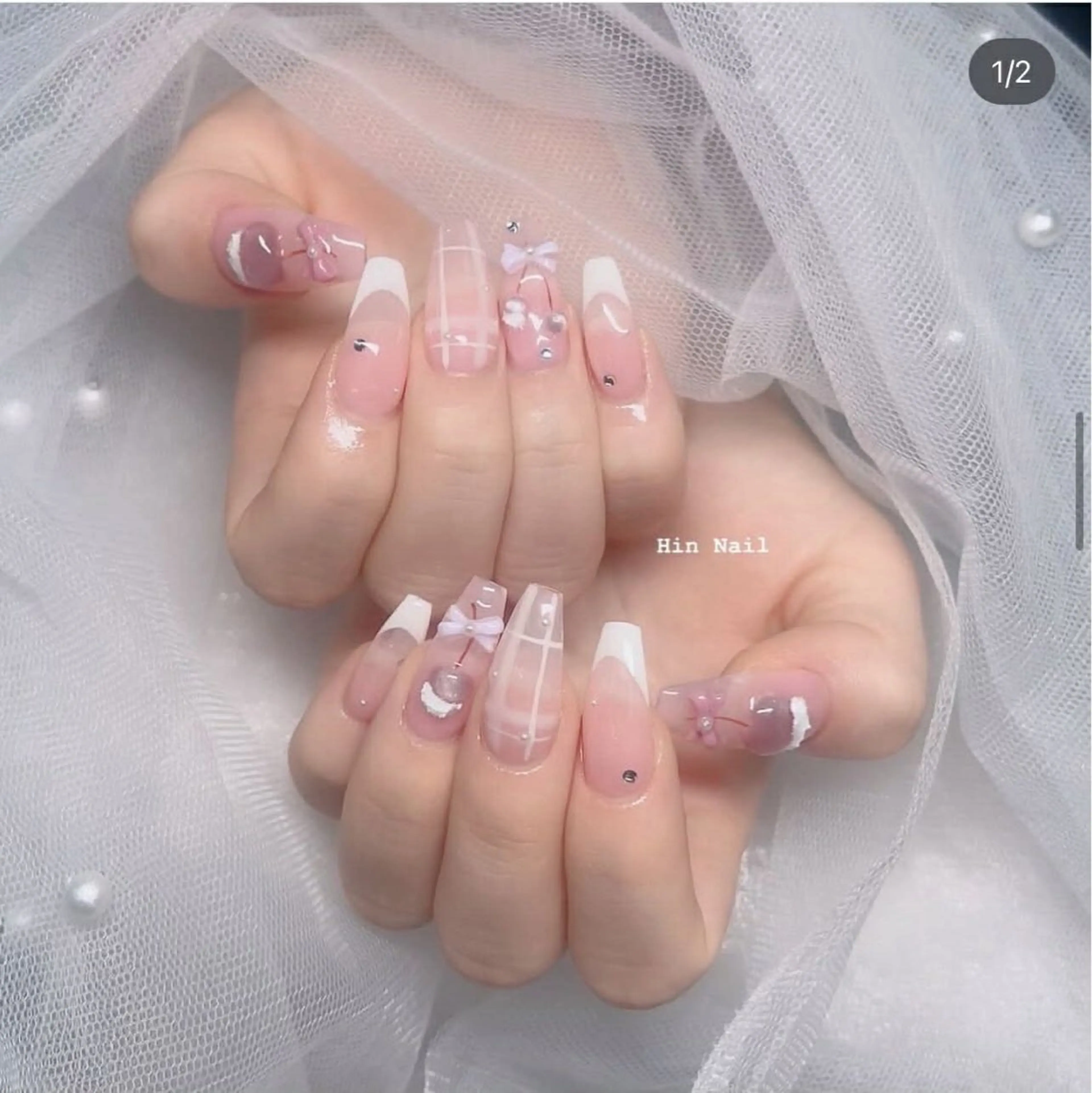 ネイル ハンドネイル Hin Nailsのネイルデザイン