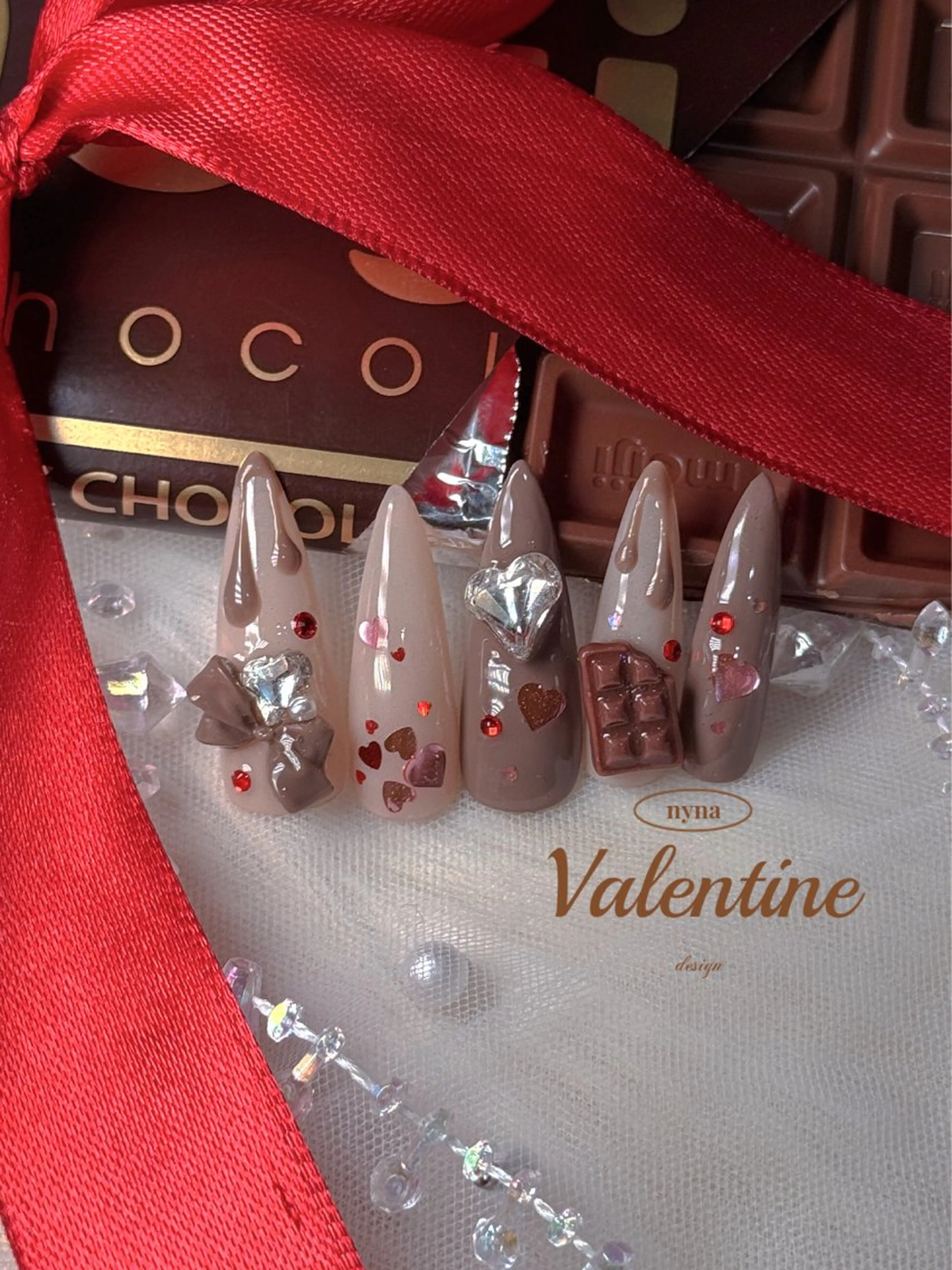 ネイル 長さ出し専門 nynaのネイルデザイン