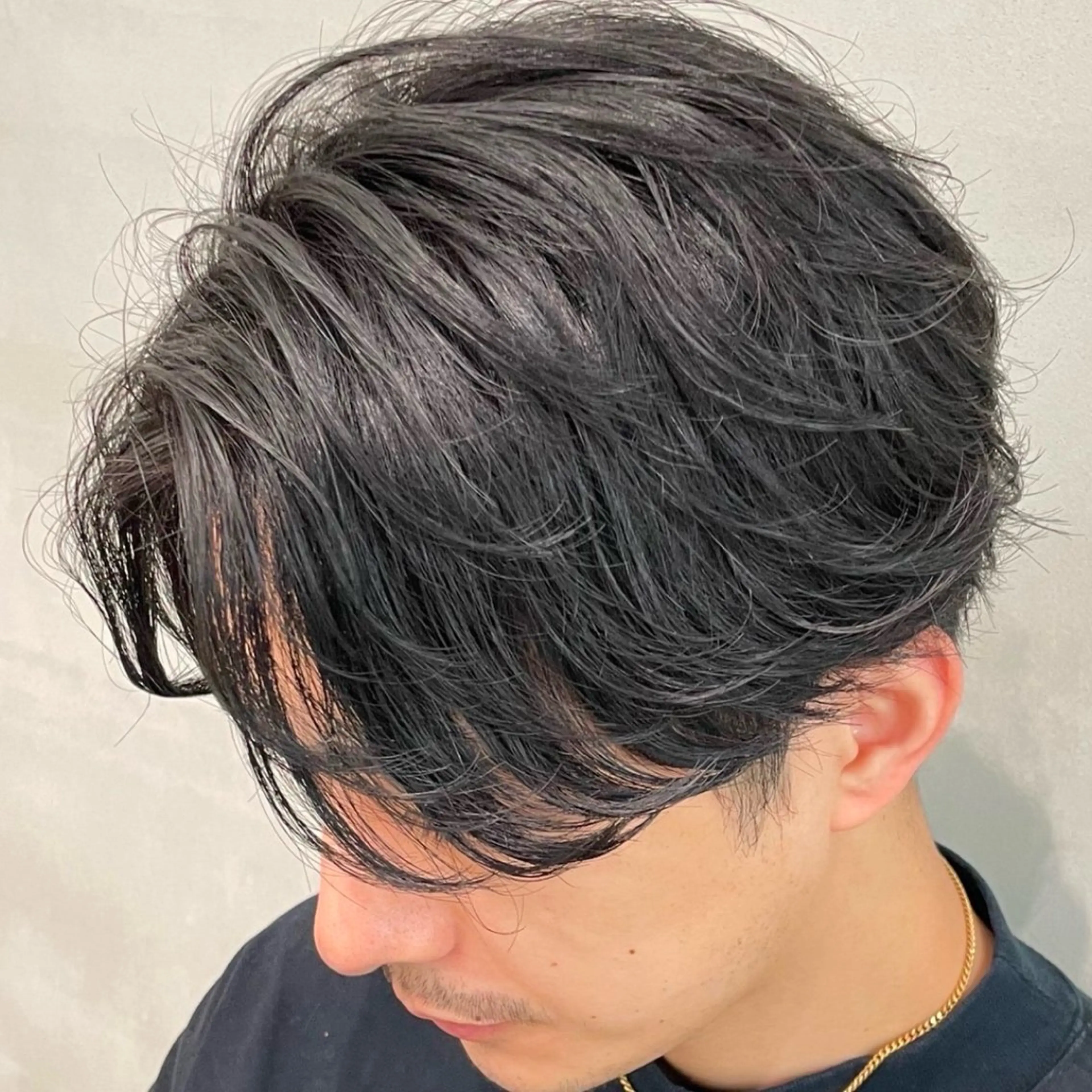 ミディアム パーマ ヘアアレンジ メンズ カット パーマ fifth 石川 凪のヘアスタイル