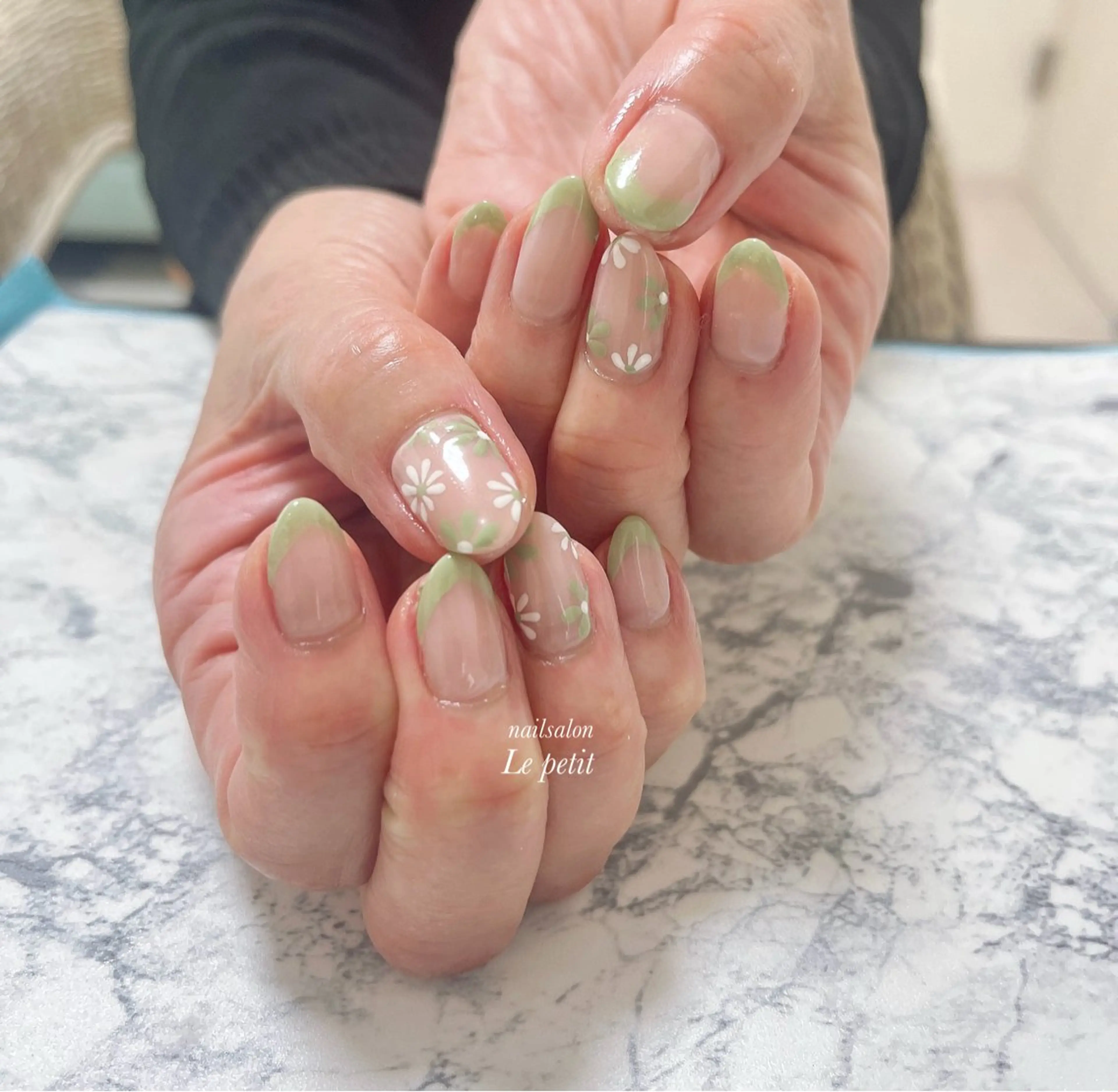 ネイル 石野 広佳のネイルデザイン