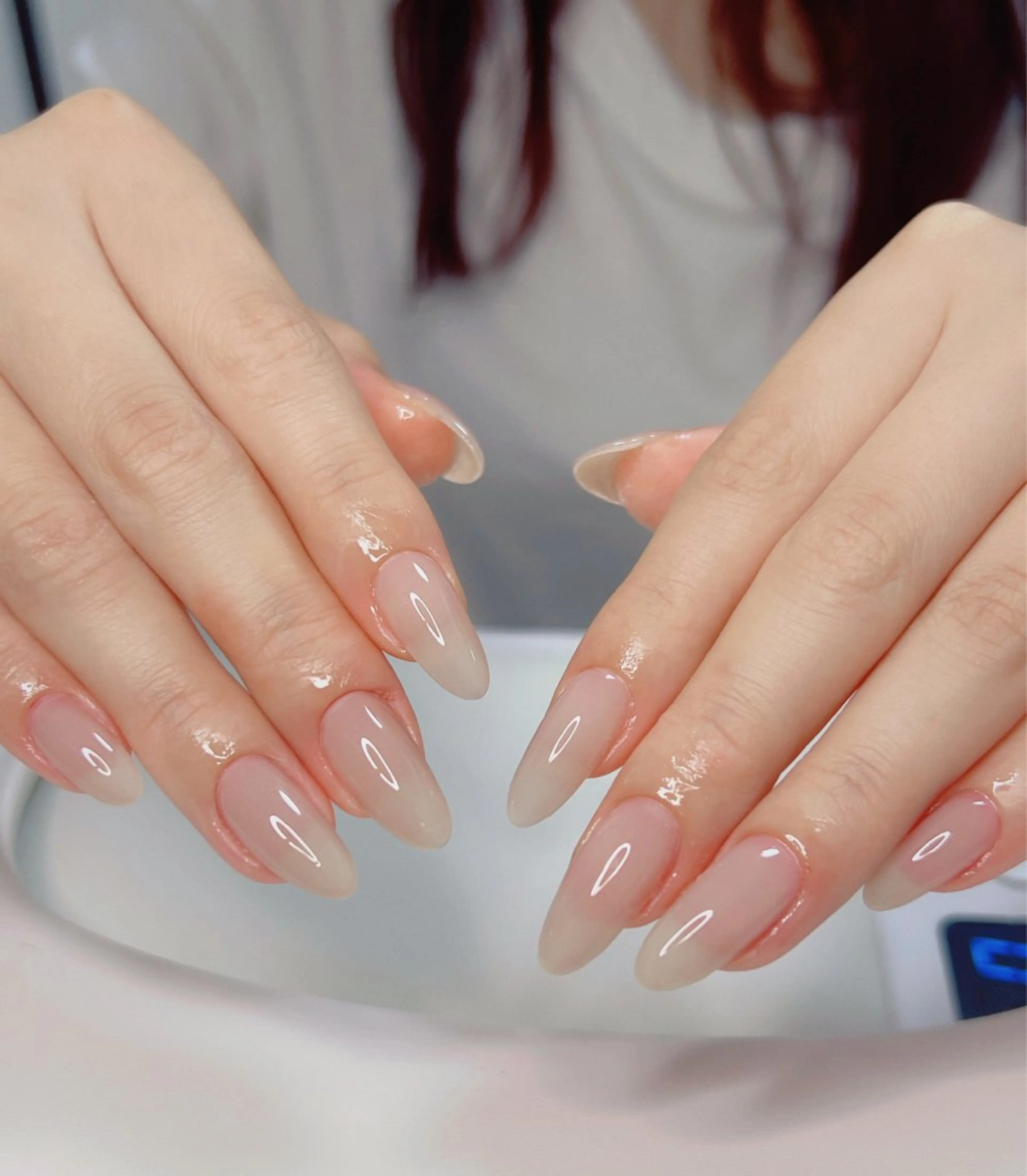 ネイル オーロラネイル 長さ出し フットネイル 韓国ネイル ラメ(グリッター) ハンドネイル 👍thumbs up nail👍のネイルデザイン