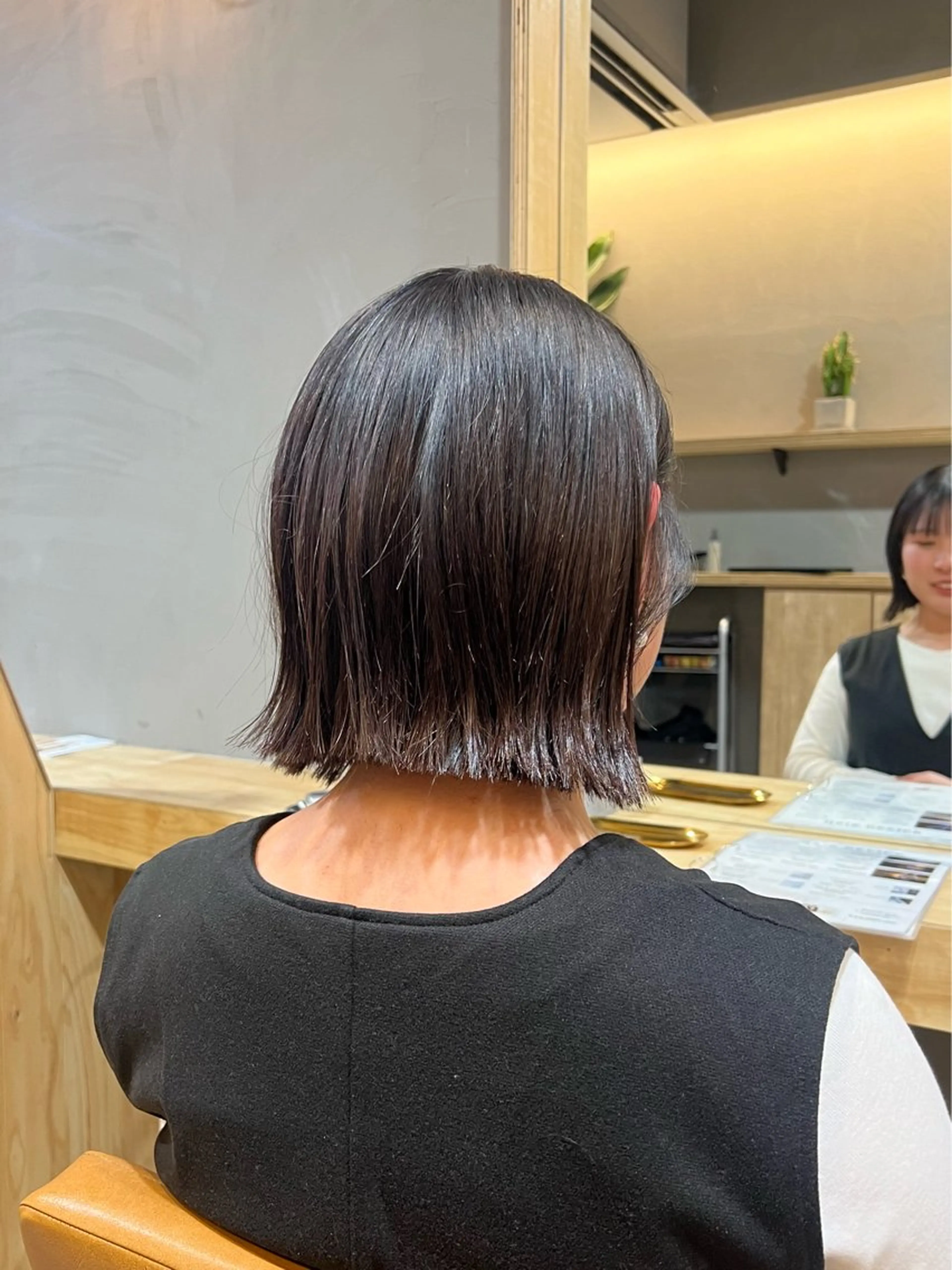 ショート カラー 切りっぱなしボブ ボブ 神戸ボブ✂️ ioe三宮/田 伸佳のヘアスタイル