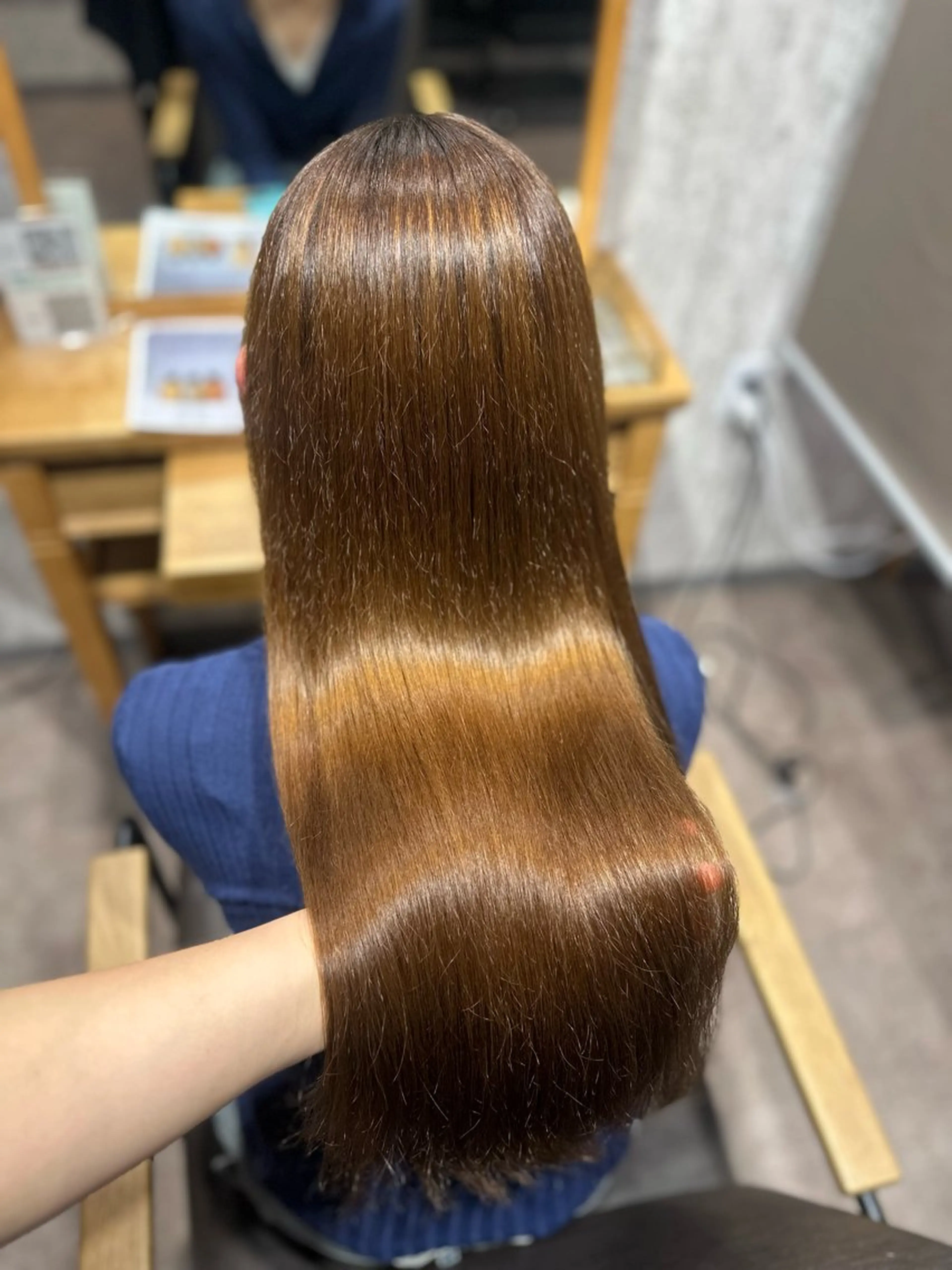 ロング ヘアカラー 濱本 樹蘭のヘアスタイル