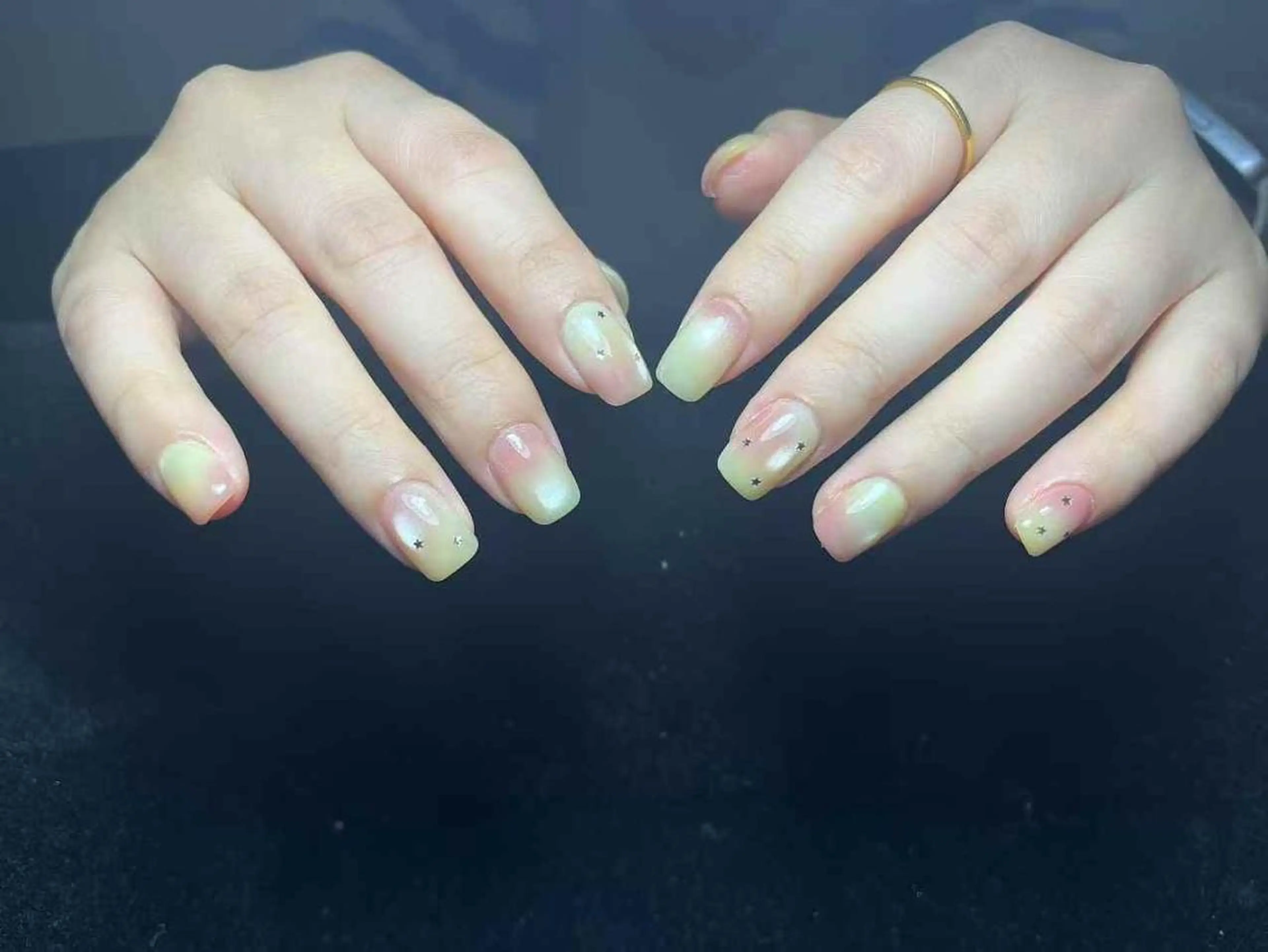 ネイル VIVIAN エイのネイルデザイン